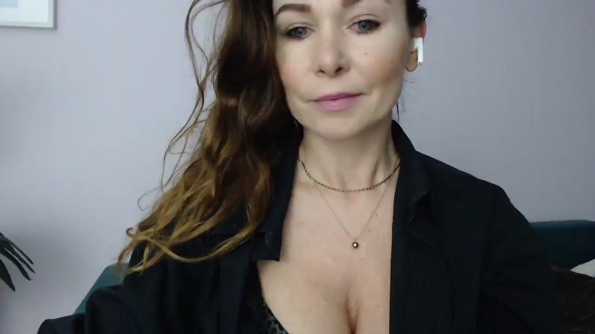 Gallery image thumbnail from Delilah_sweet's myfreecams stream on, 02/24/2025, 16:35 image 3 of 20