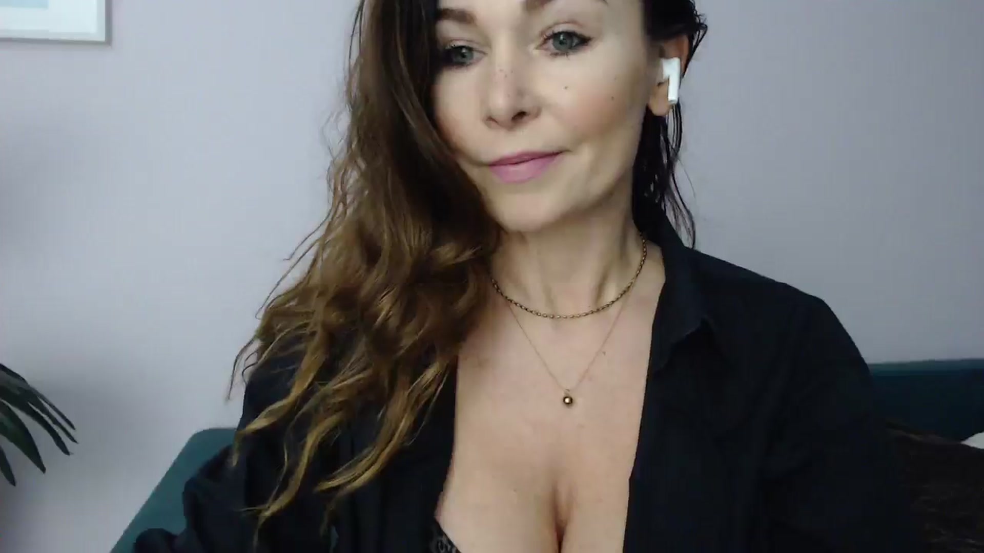 Gallery image thumbnail from Delilah_sweet's myfreecams stream on, 02/24/2025, 16:35 image 19 of 20