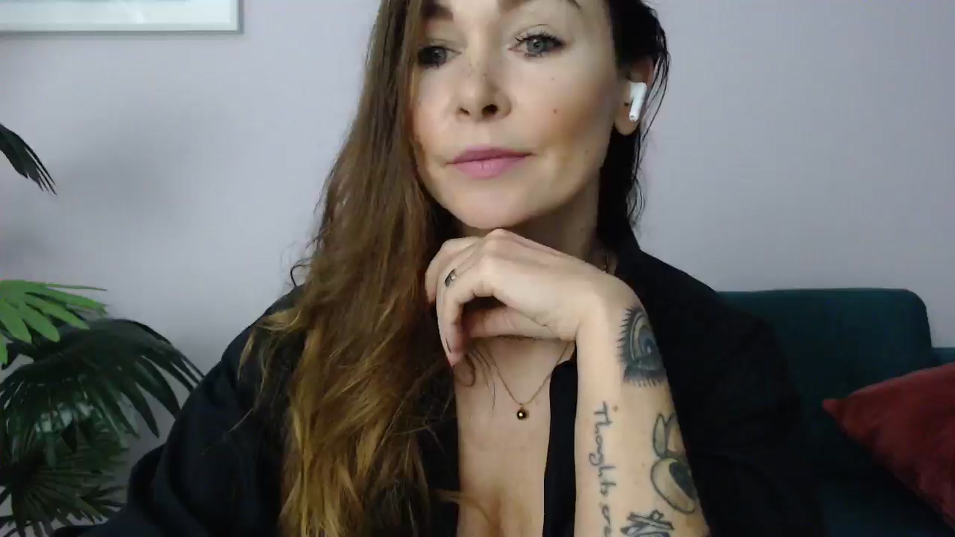 Gallery image thumbnail from Delilah_sweet's myfreecams stream on, 02/26/2025, 18:19 image 14 of 20