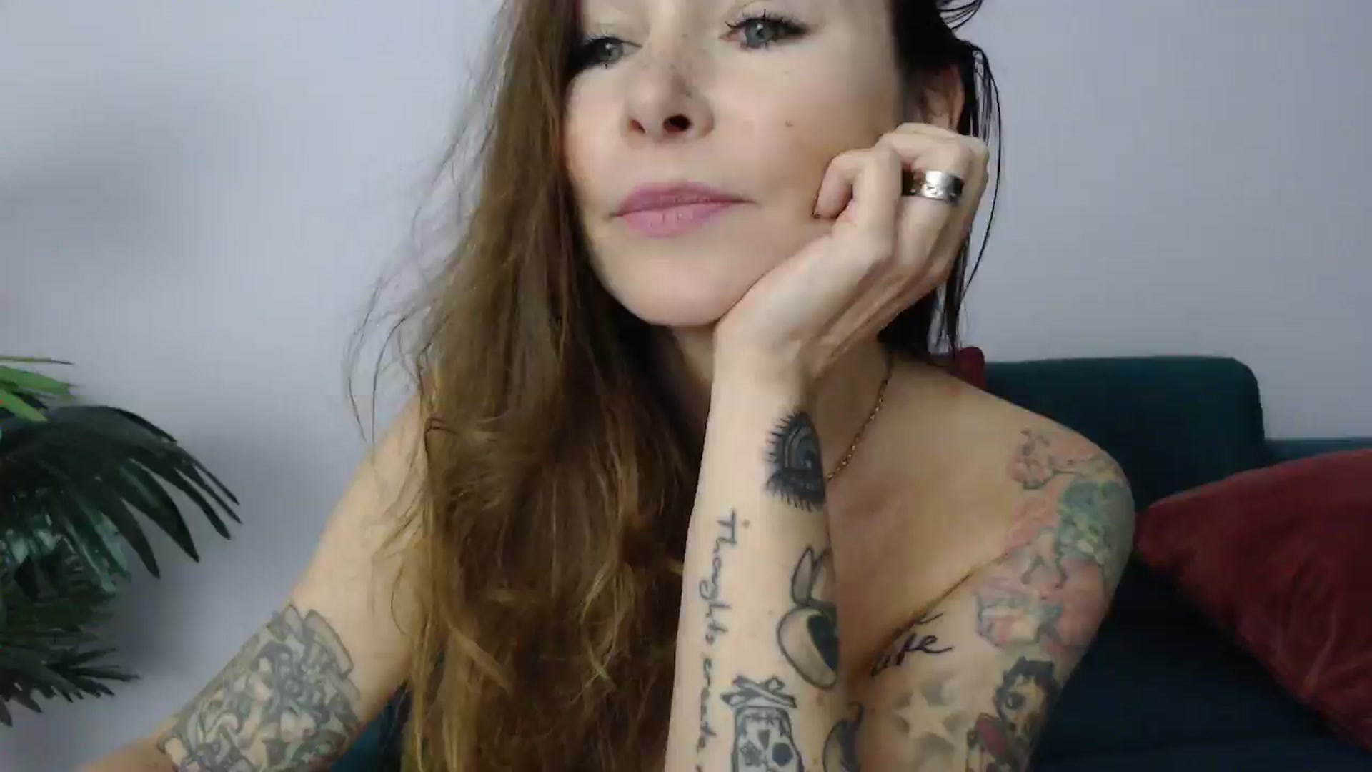 Gallery image thumbnail from Delilah_sweet's myfreecams stream on, 02/26/2025, 20:26 image 19 of 20