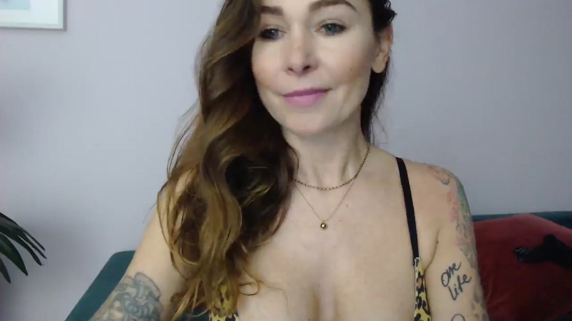 Gallery image thumbnail from Delilah_sweet's myfreecams stream on, 02/27/2025, 14:22 image 3 of 20