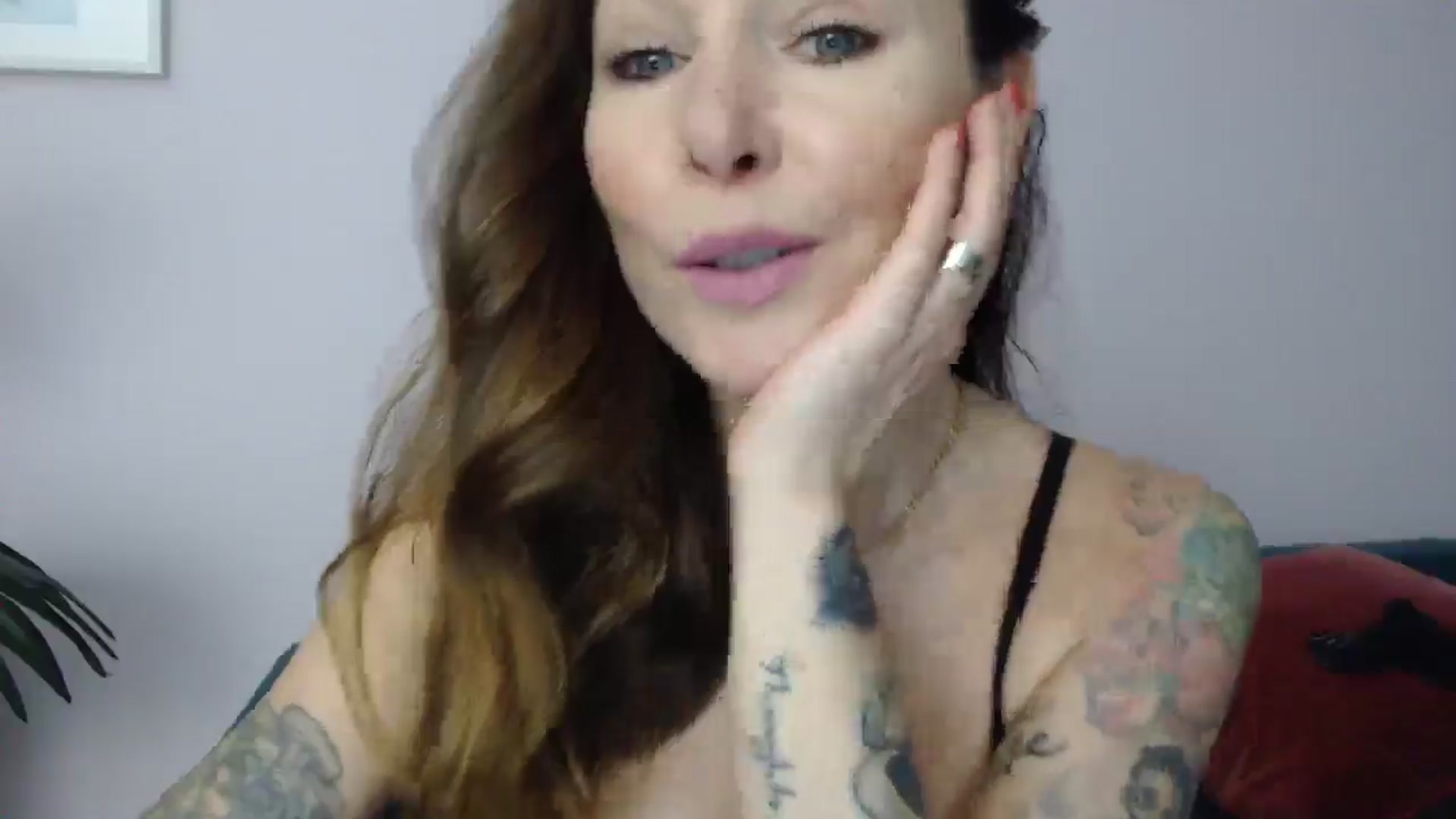 Gallery image thumbnail from Delilah_sweet's myfreecams stream on, 02/27/2025, 14:22 image 6 of 20