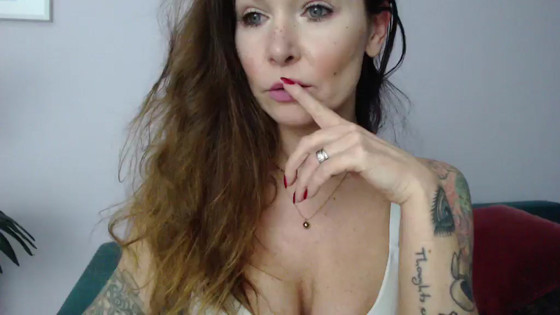 Gallery image thumbnail from Delilah_sweet's myfreecams stream on, 03/05/2025, 17:49 image 20 of 20