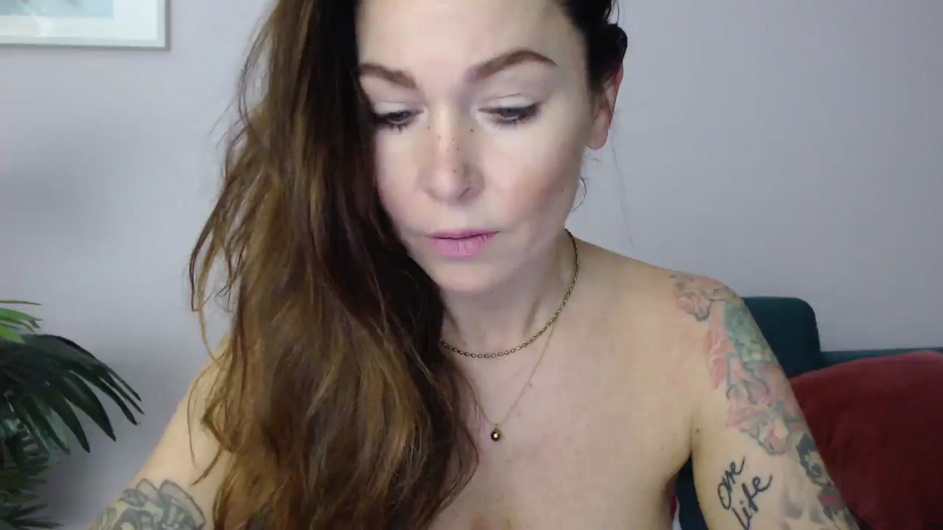Gallery image thumbnail from Delilah_sweet's myfreecams stream on, 03/06/2025, 14:12 image 19 of 20
