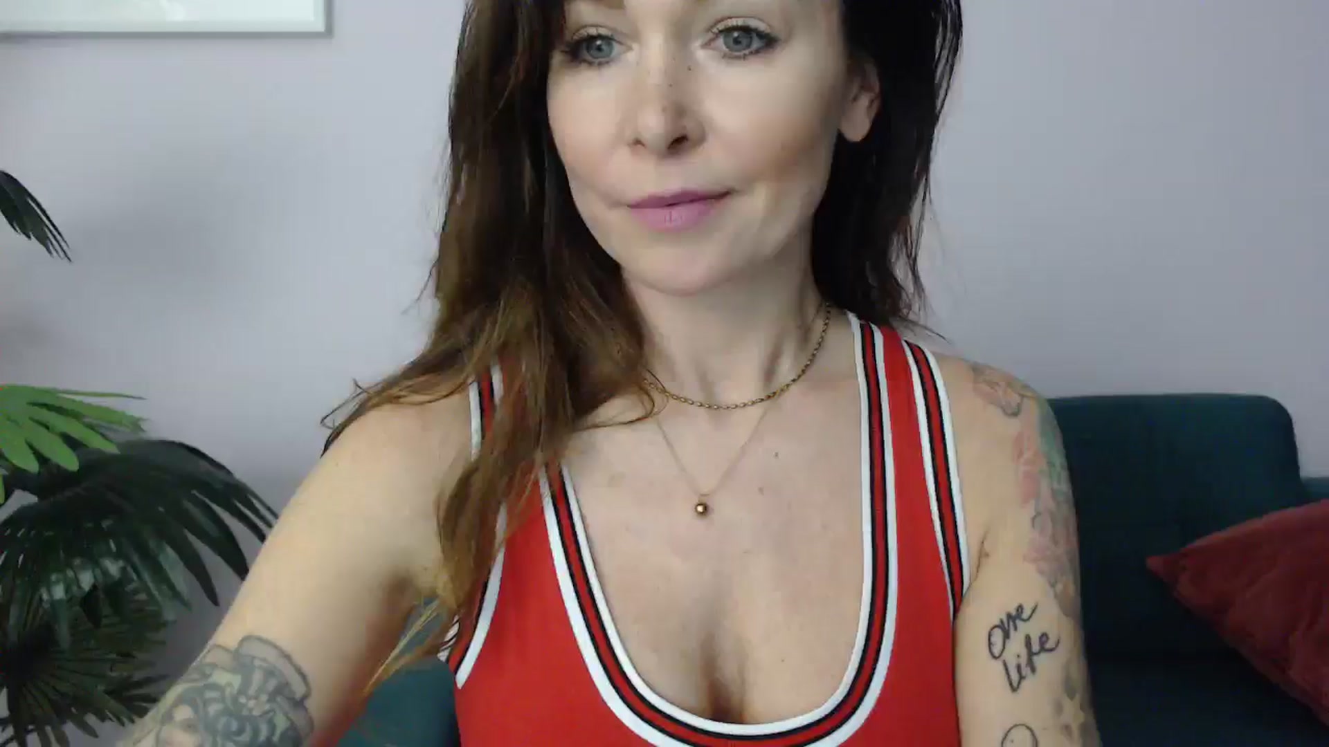 Gallery image thumbnail from Delilah_sweet's myfreecams stream on, 03/06/2025, 15:17 image 13 of 20