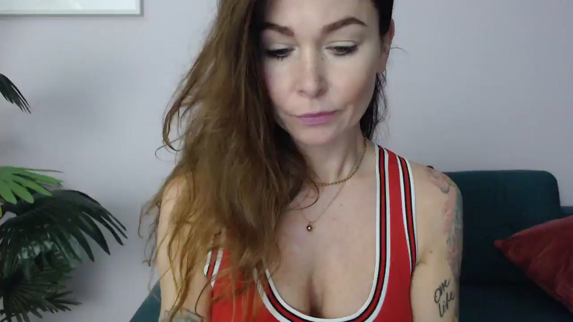 Gallery image thumbnail from Delilah_sweet's myfreecams stream on, 03/06/2025, 15:17 image 14 of 20