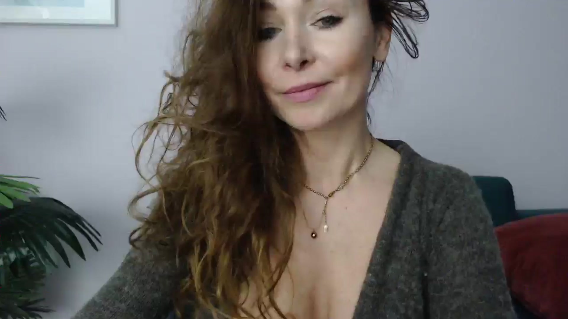 Gallery image thumbnail from Delilah_sweet's myfreecams stream on, 03/10/2025, 19:28 image 8 of 20