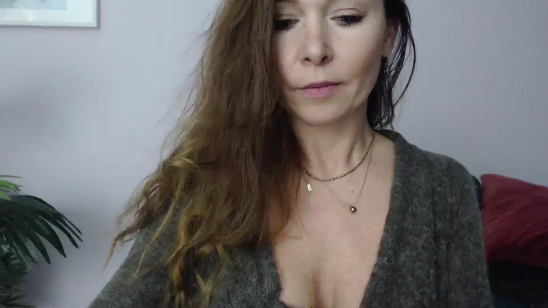 Gallery image thumbnail from Delilah_sweet's myfreecams stream on, 03/12/2025, 17:55 image 14 of 20
