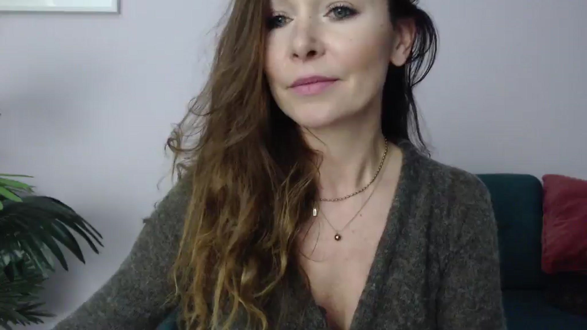 Gallery image thumbnail from Delilah_sweet's myfreecams stream on, 03/12/2025, 17:55 image 10 of 20