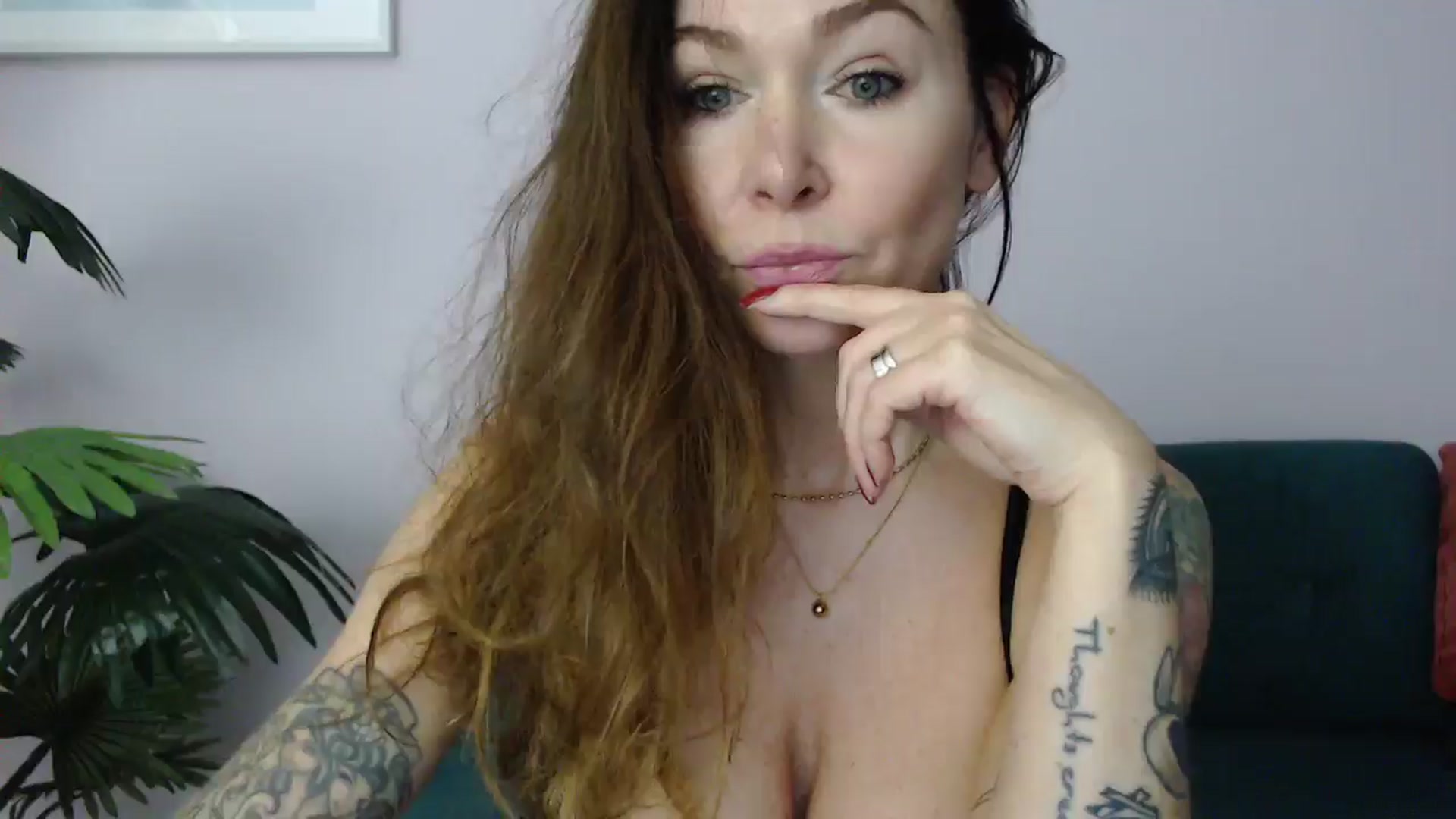 Gallery image thumbnail from Delilah_sweet's myfreecams stream on, 03/13/2025, 15:16 image 5 of 20