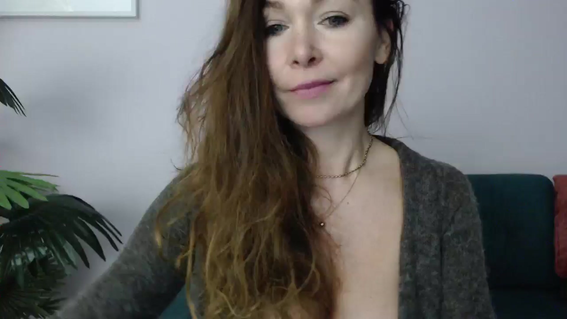 Gallery image thumbnail from Delilah_sweet's myfreecams stream on, 03/13/2025, 16:33 image 15 of 20