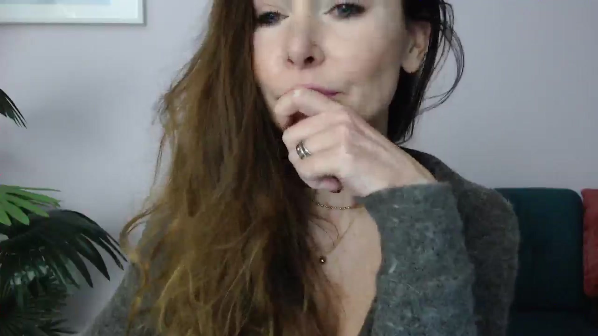 Gallery image thumbnail from Delilah_sweet's myfreecams stream on, 03/13/2025, 16:33 image 12 of 20