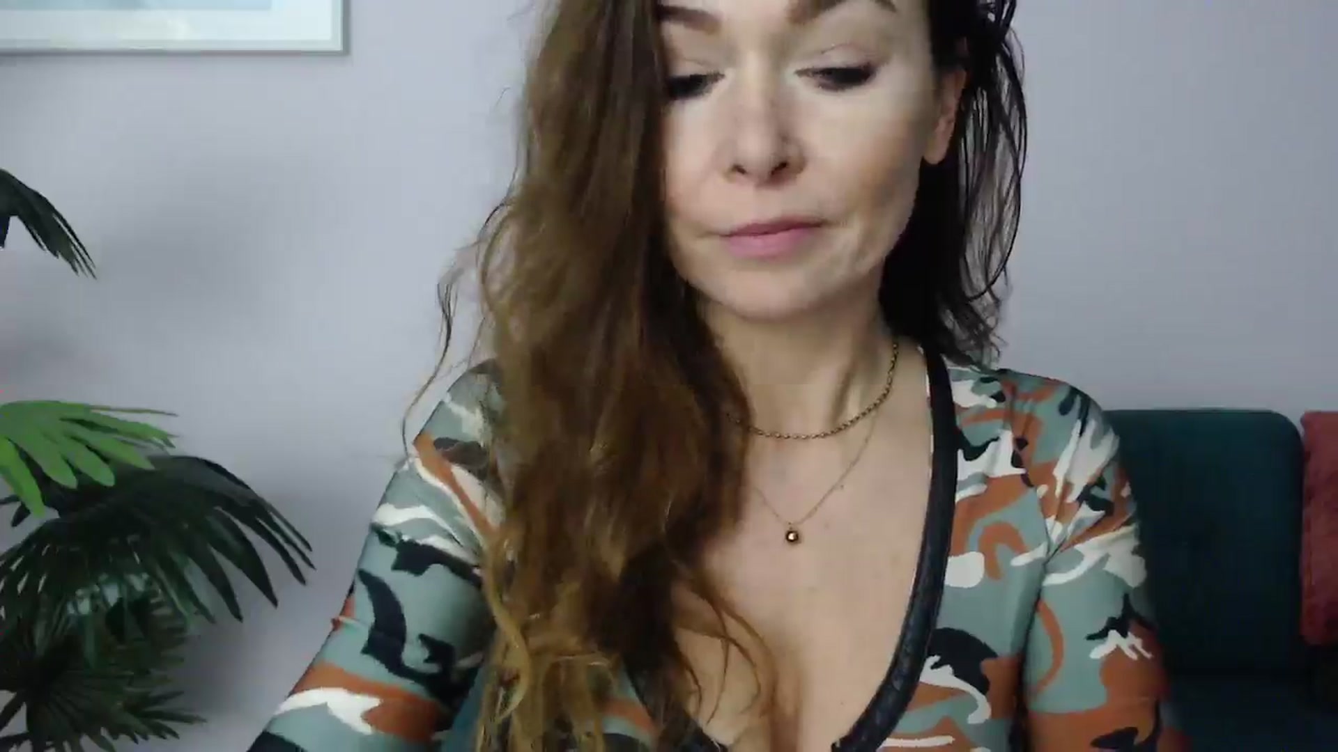 Gallery image thumbnail from Delilah_sweet's myfreecams stream on, 03/17/2025, 17:20 image 3 of 20
