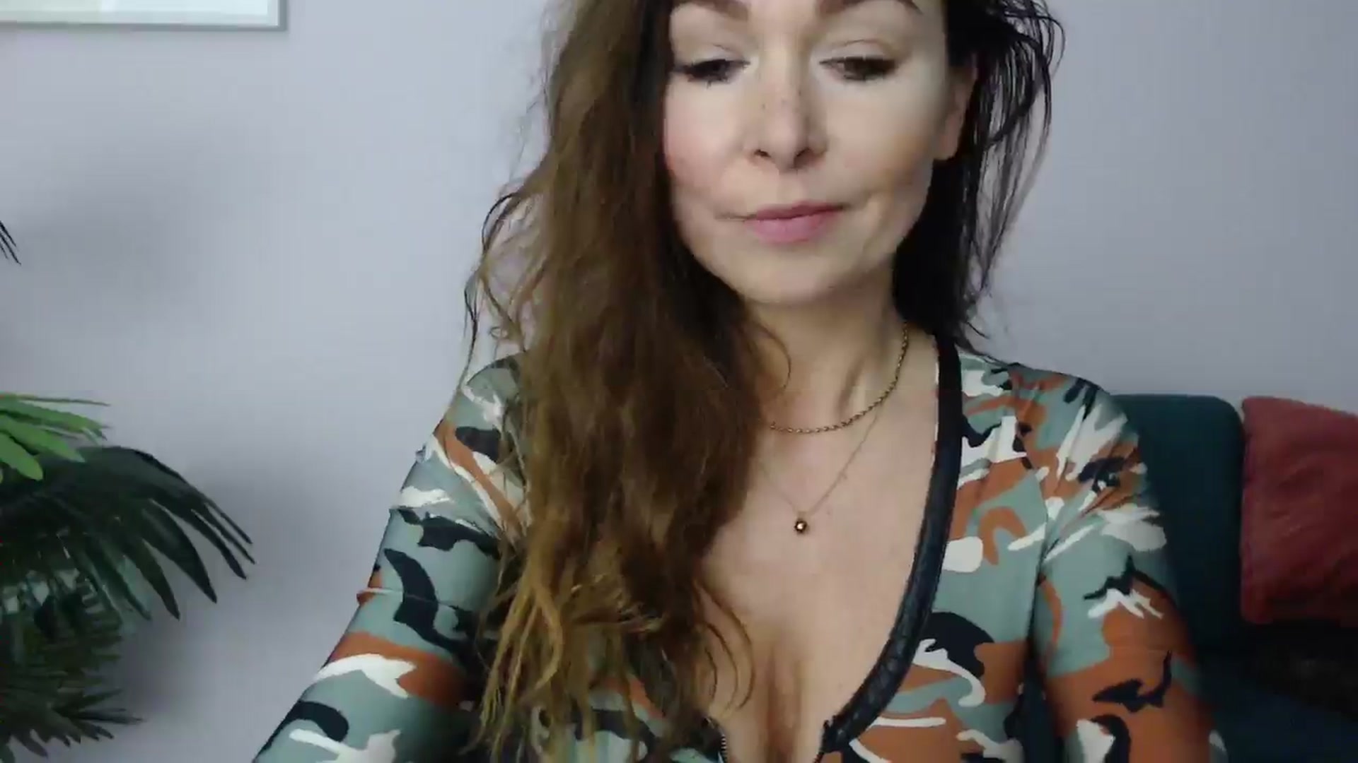 Gallery image thumbnail from Delilah_sweet's myfreecams stream on, 03/17/2025, 17:20 image 14 of 20