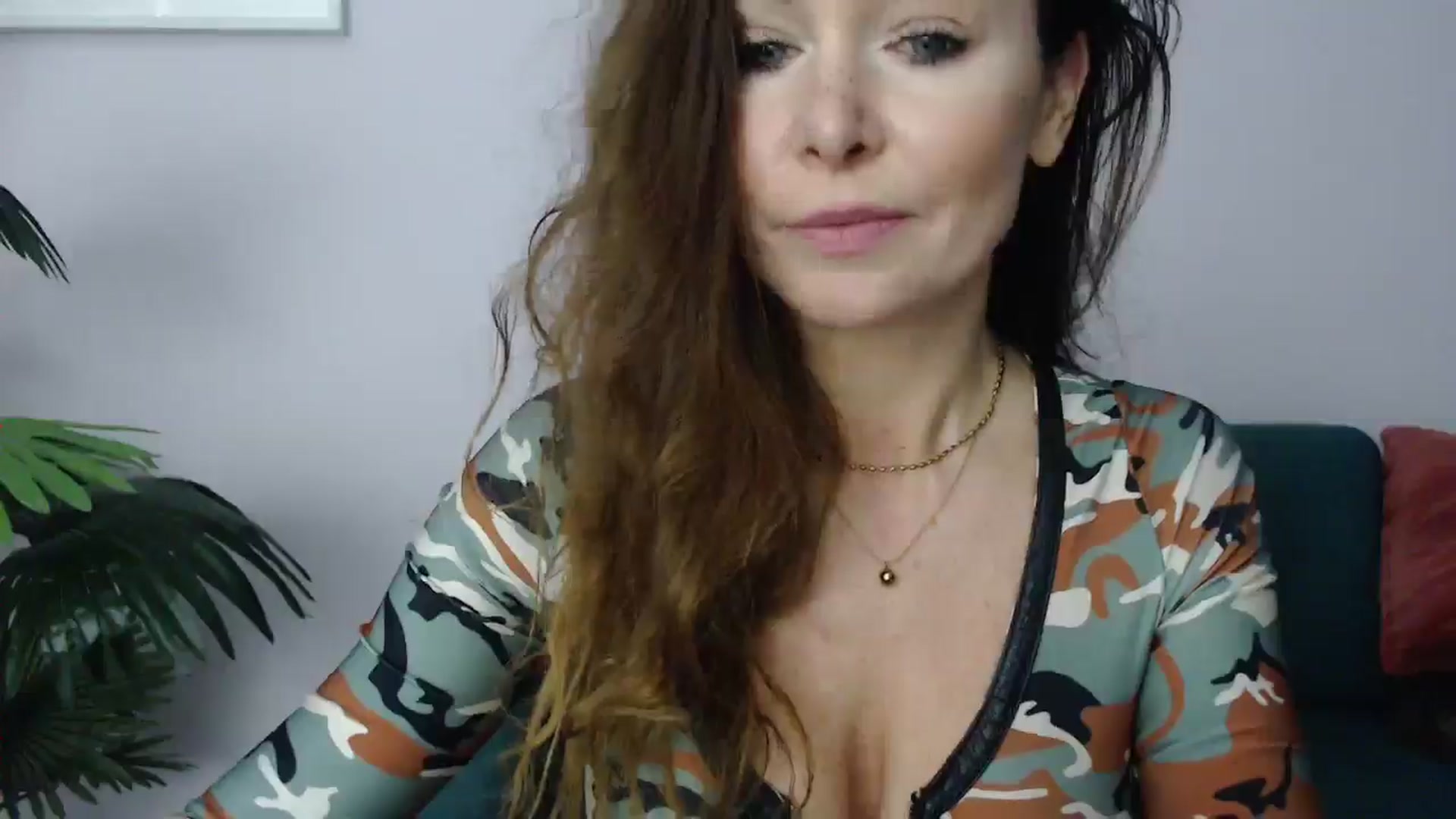 Gallery image thumbnail from Delilah_sweet's myfreecams stream on, 03/17/2025, 17:20 image 13 of 20