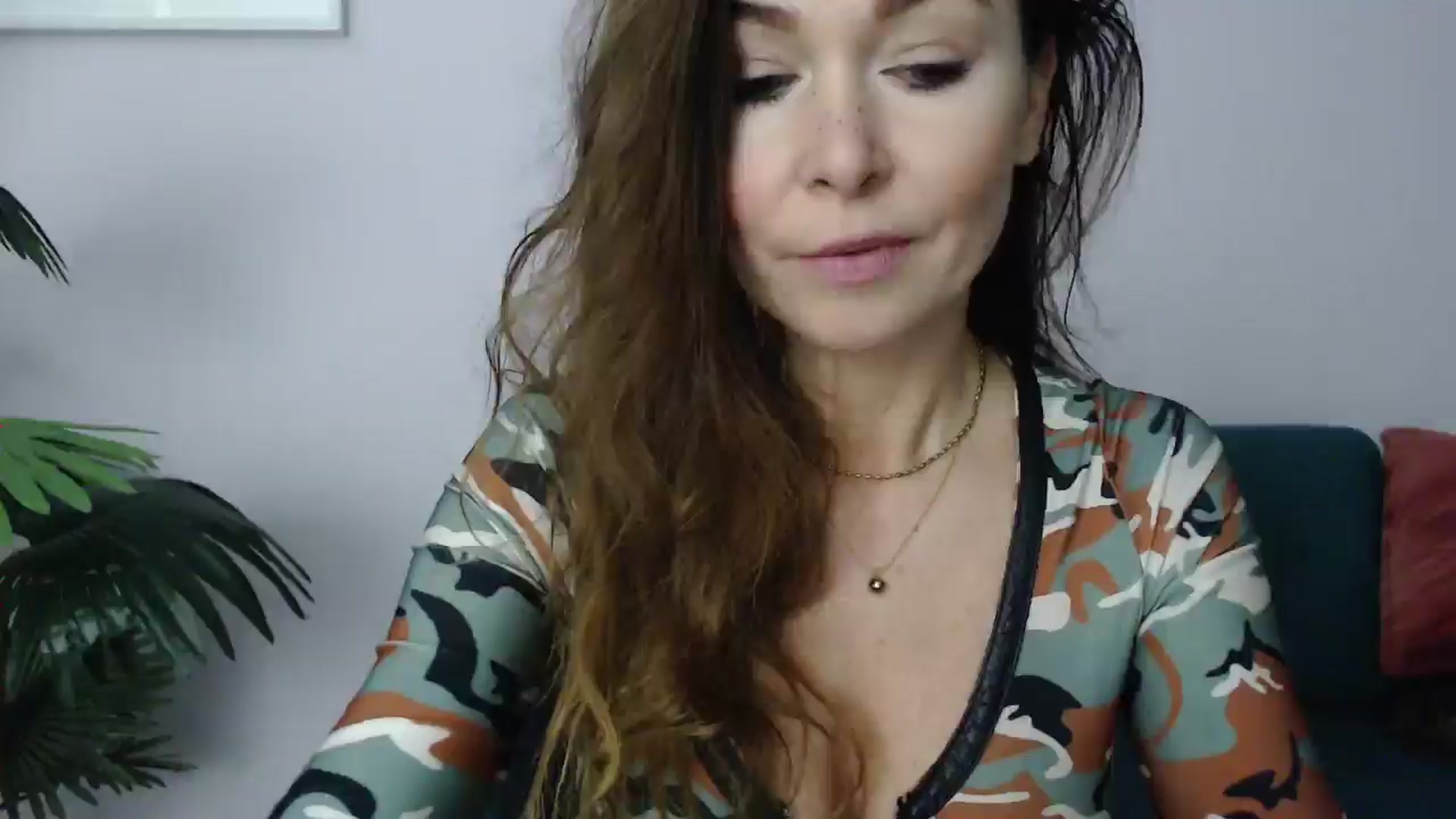 Gallery image thumbnail from Delilah_sweet's myfreecams stream on, 03/17/2025, 17:20 image 10 of 20