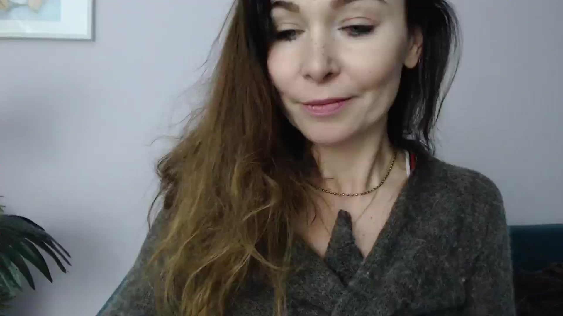 Gallery image thumbnail from Delilah_sweet's myfreecams stream on, 03/18/2025, 19:01 image 12 of 20