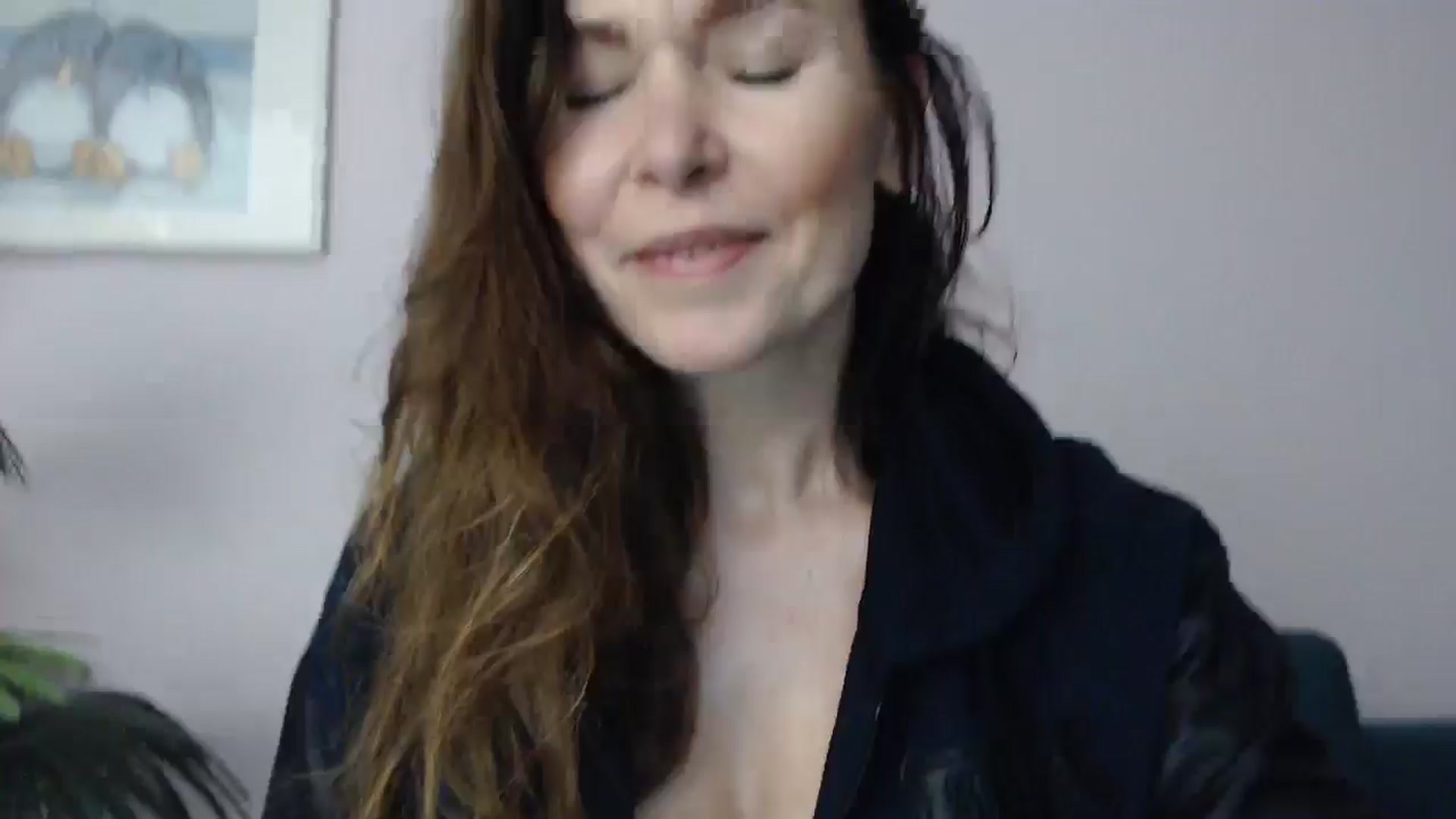 Gallery image thumbnail from Delilah_sweet's myfreecams stream on, 04/07/2025, 15:36 image 19 of 20