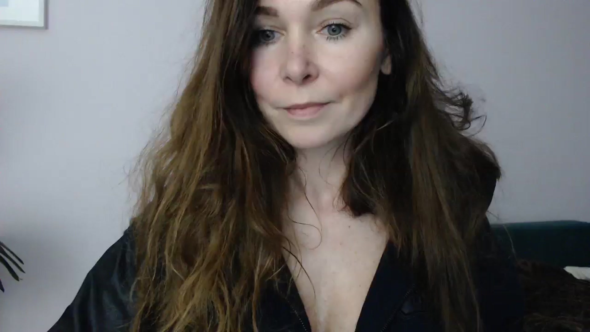 Gallery image thumbnail from Delilah_sweet's myfreecams stream on, 04/07/2025, 16:39 image 3 of 20