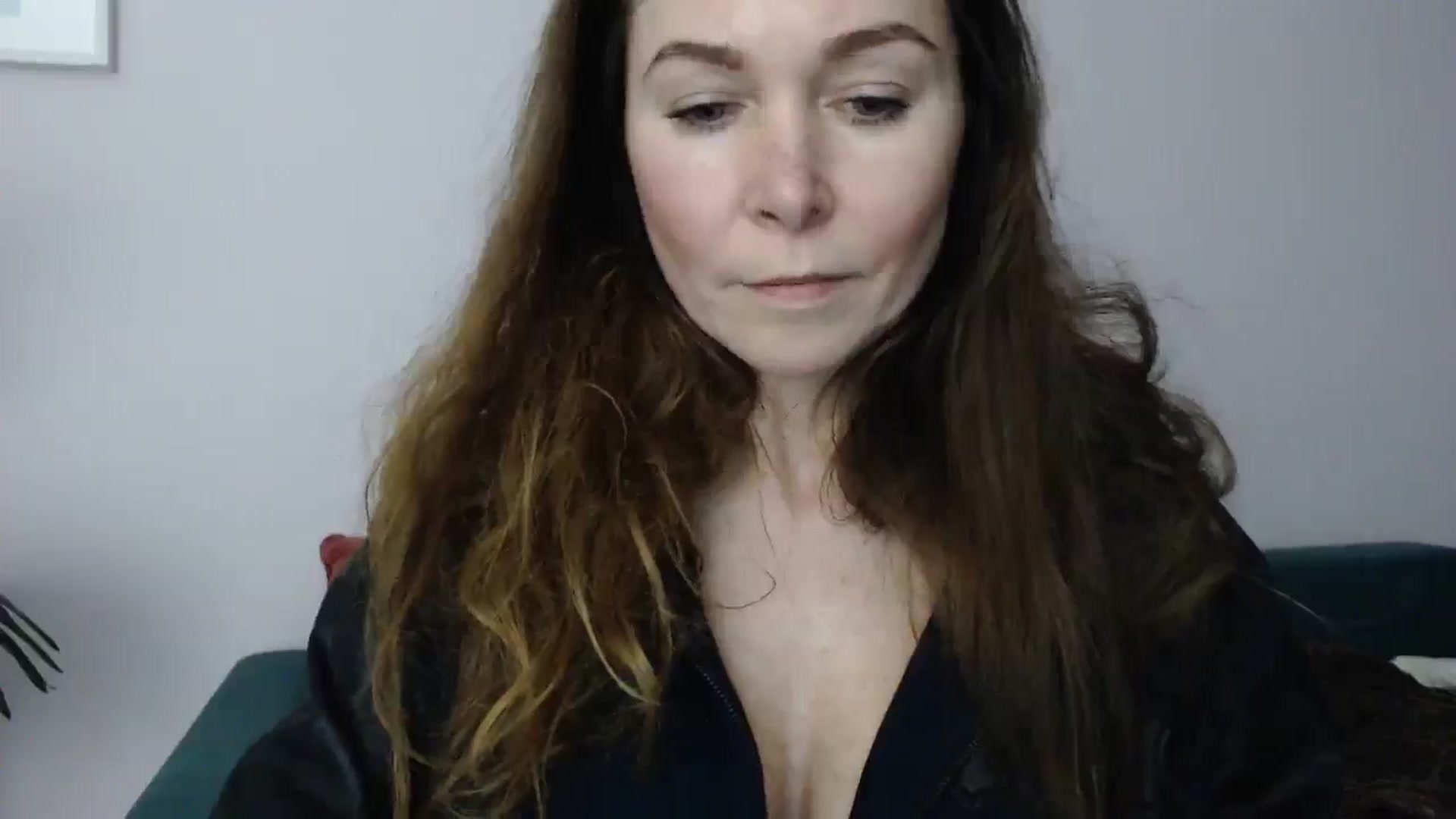 Gallery image thumbnail from Delilah_sweet's myfreecams stream on, 04/07/2025, 16:39 image 8 of 20
