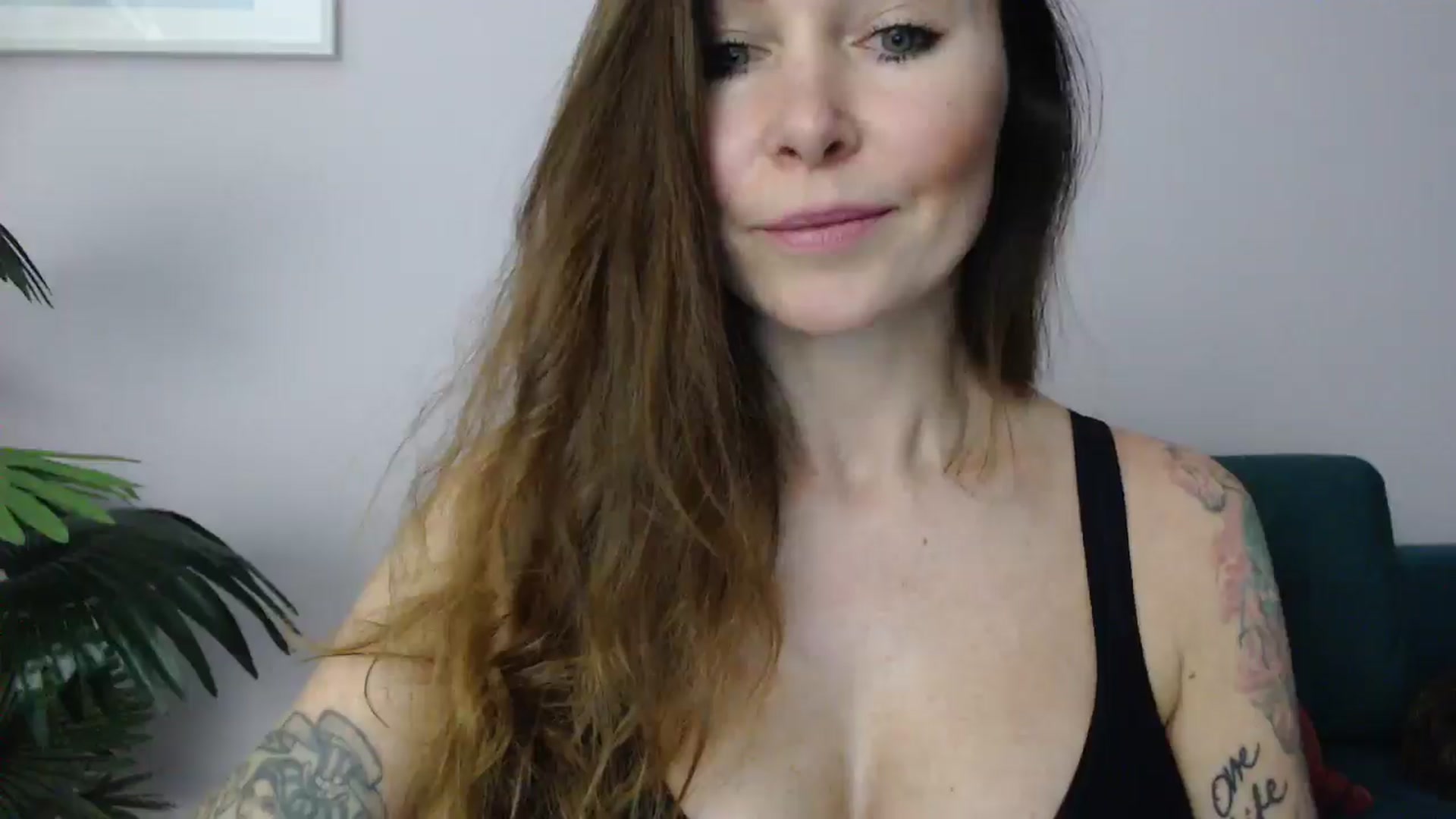 Gallery image thumbnail from Delilah_sweet's myfreecams stream on, 04/08/2025, 17:08 image 8 of 20