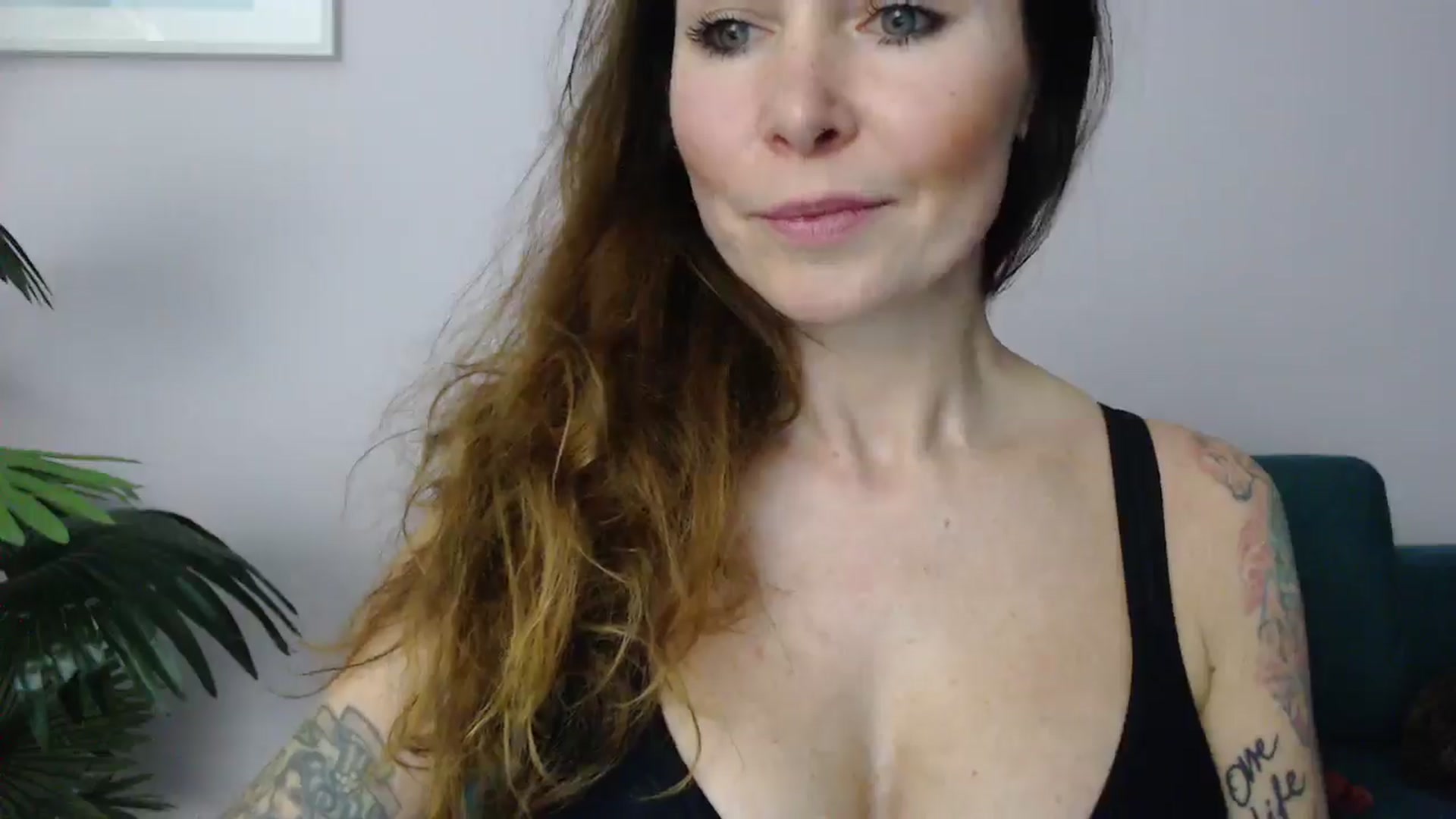 Gallery image thumbnail from Delilah_sweet's myfreecams stream on, 04/08/2025, 17:08 image 5 of 20