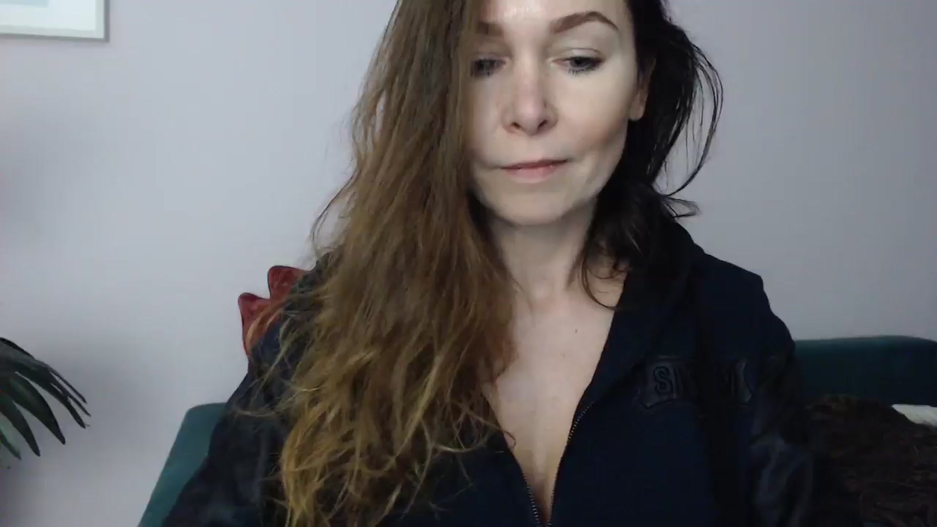 Gallery image thumbnail from Delilah_sweet's myfreecams stream on, 04/09/2025, 15:28 image 19 of 20