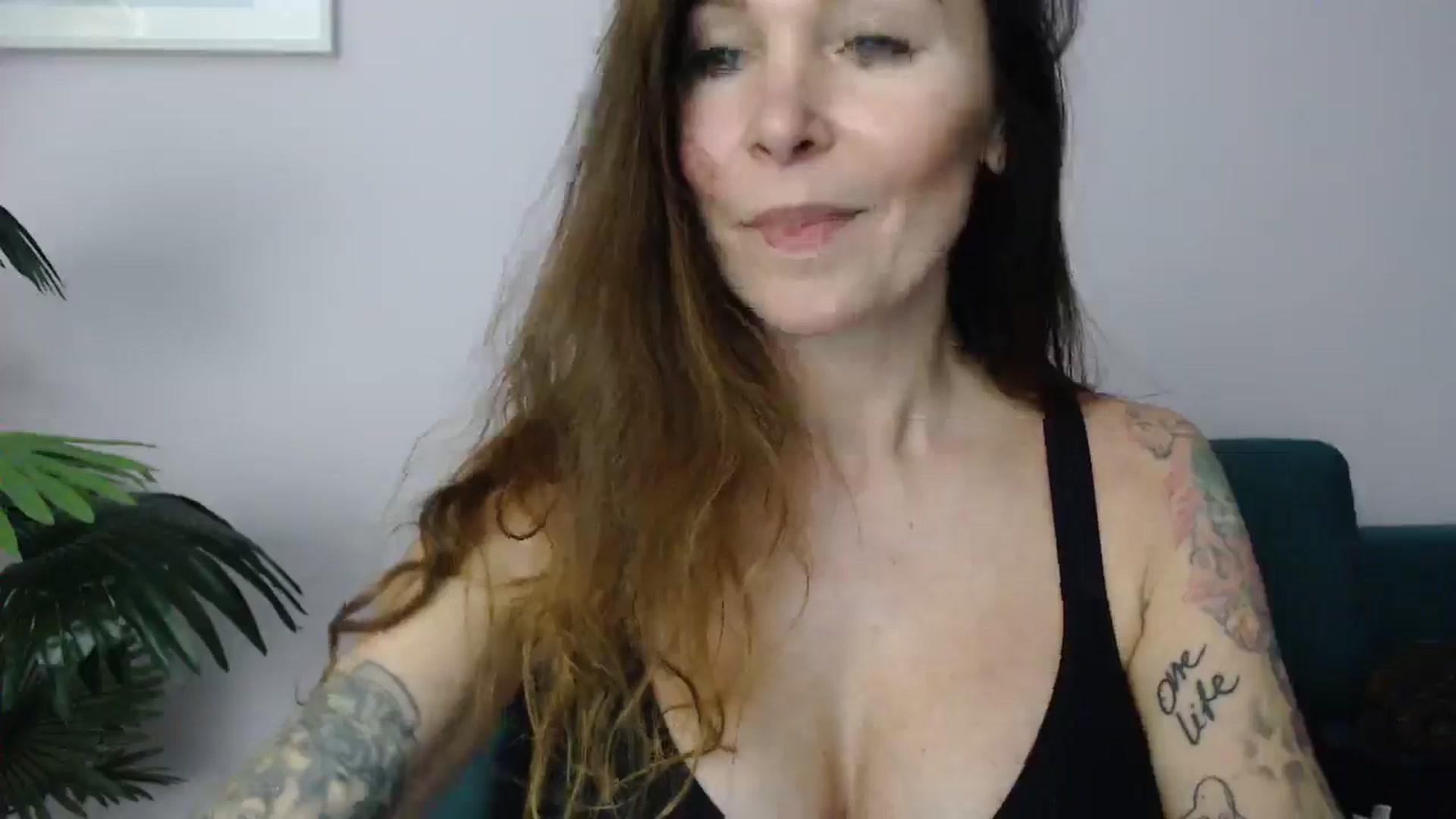 Gallery image thumbnail from Delilah_sweet's myfreecams stream on, 04/09/2025, 16:38 image 19 of 20