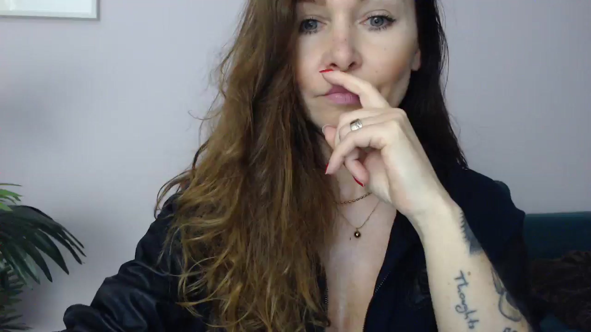 Gallery image thumbnail from Delilah_sweet's myfreecams stream on, 04/10/2025, 14:06 image 7 of 20