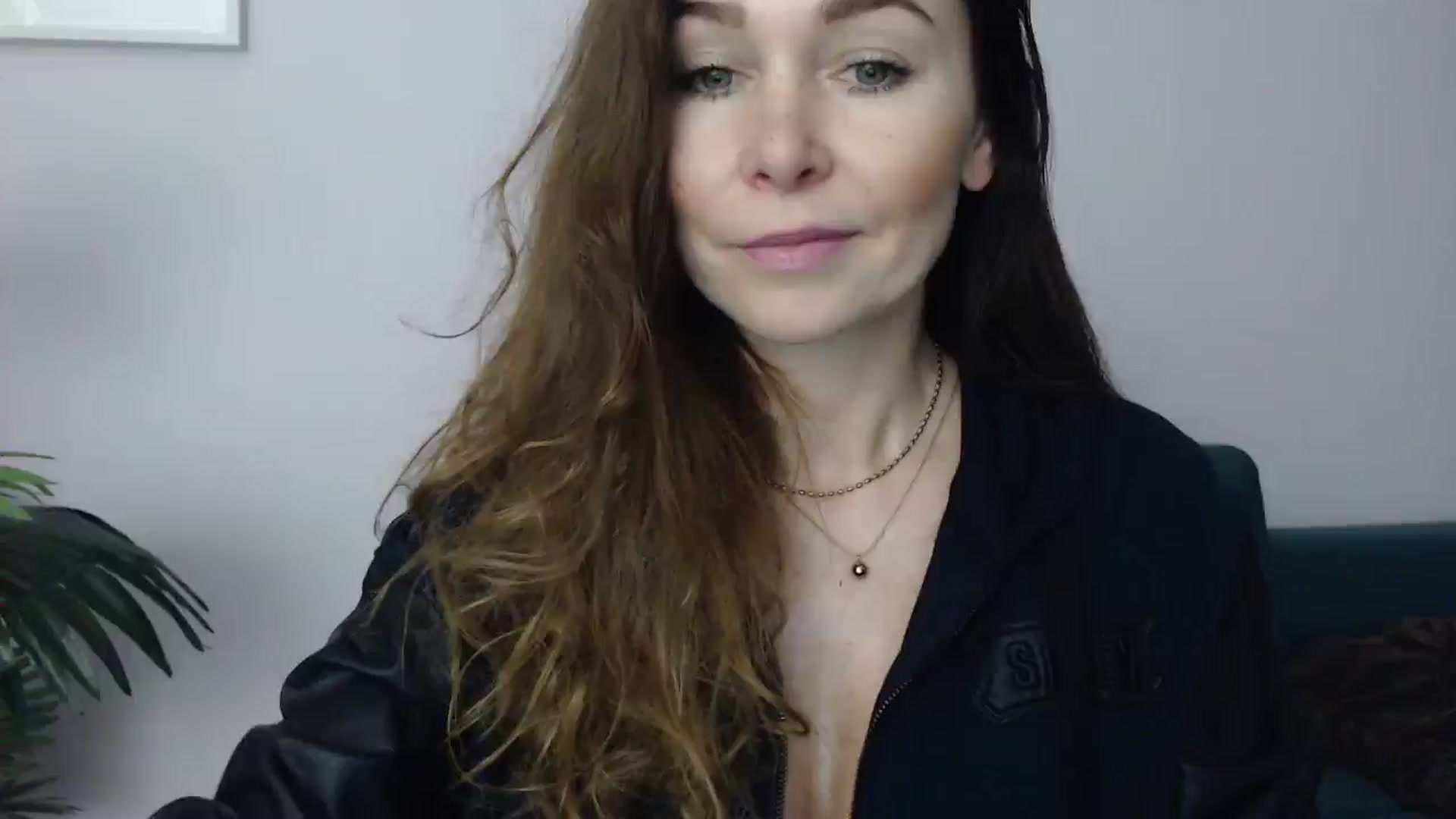 Gallery image thumbnail from Delilah_sweet's myfreecams stream on, 04/10/2025, 14:06 image 9 of 20