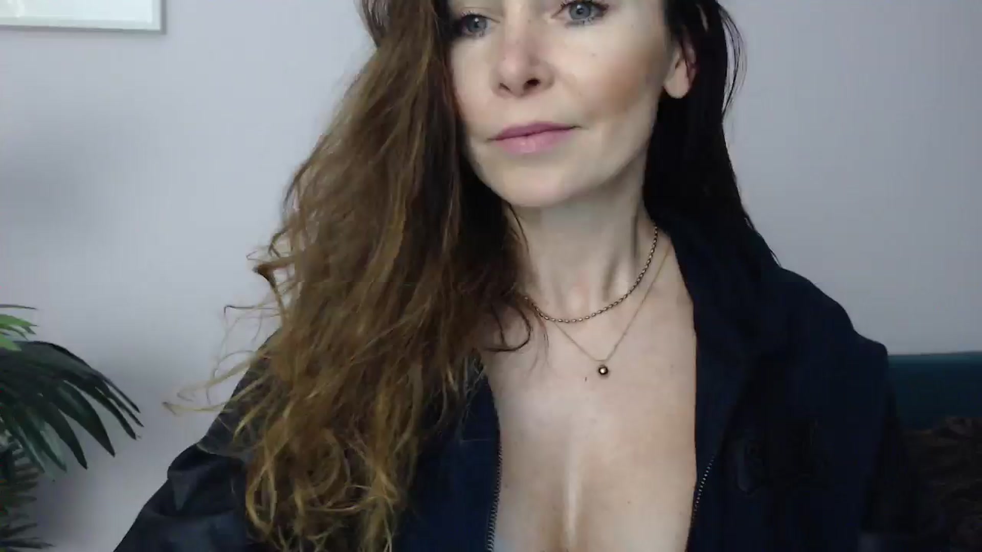 Gallery image thumbnail from Delilah_sweet's myfreecams stream on, 04/10/2025, 14:06 image 5 of 20