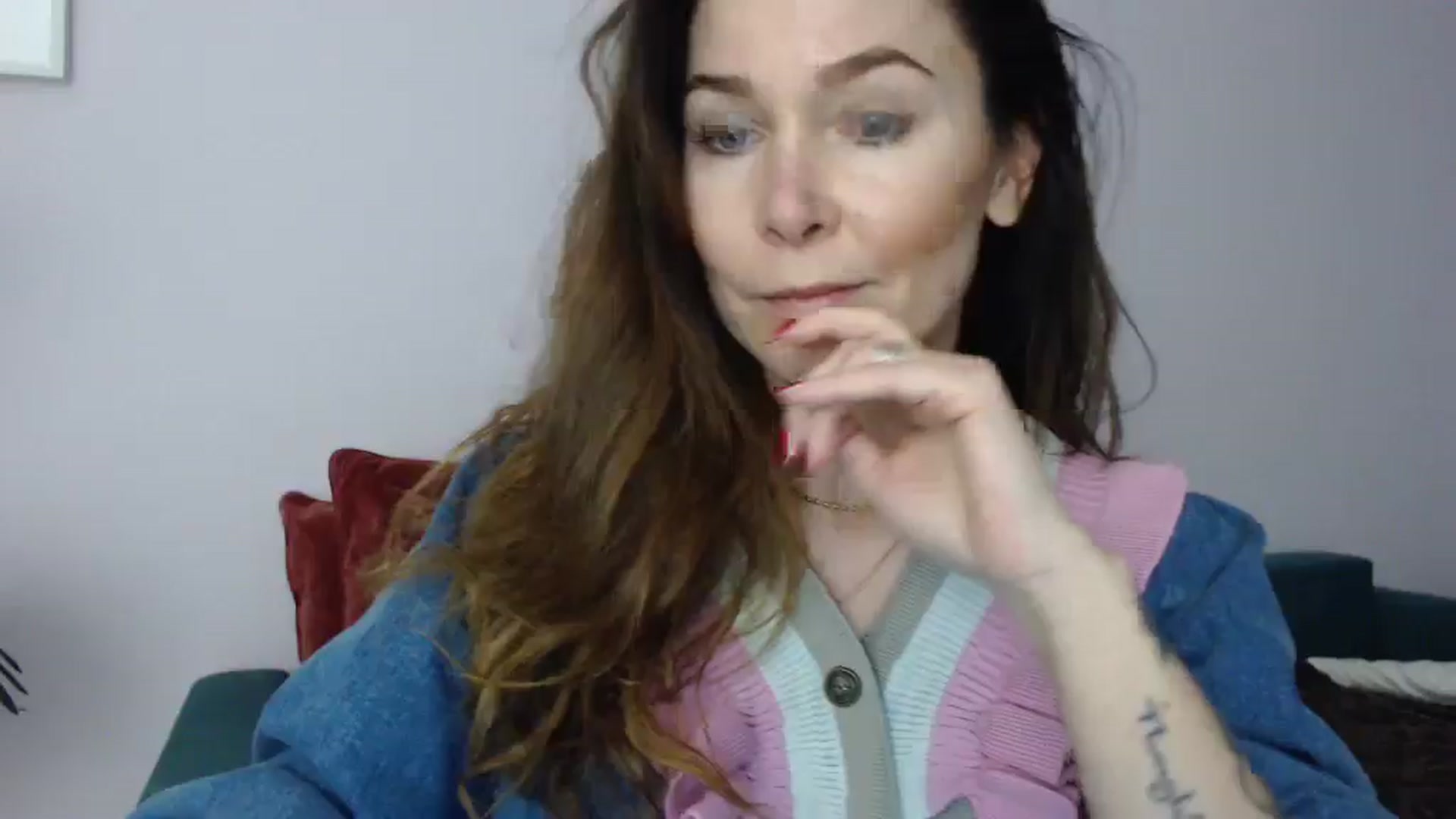 Gallery image thumbnail from Delilah_sweet's myfreecams stream on, 04/14/2025, 16:31 image 3 of 20