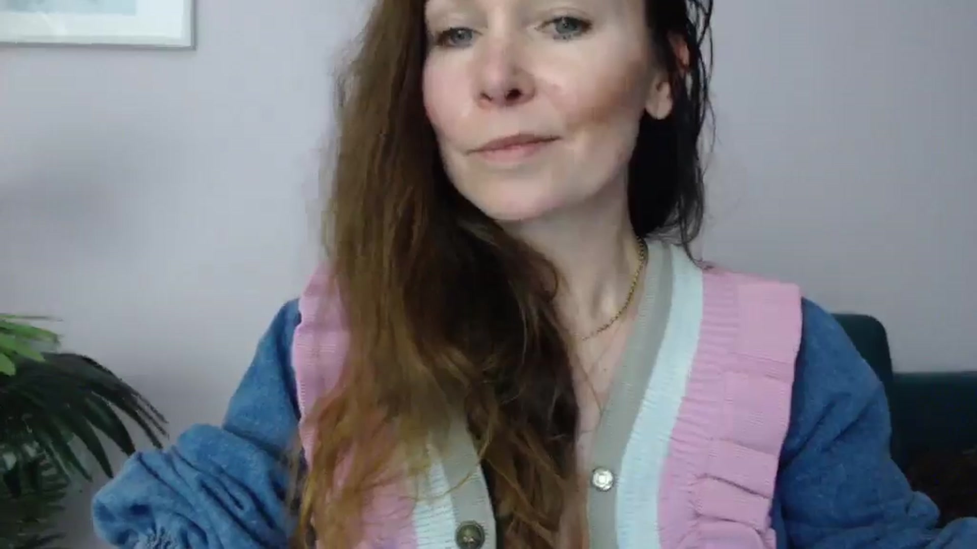 Gallery image thumbnail from Delilah_sweet's myfreecams stream on, 04/14/2025, 16:31 image 19 of 20