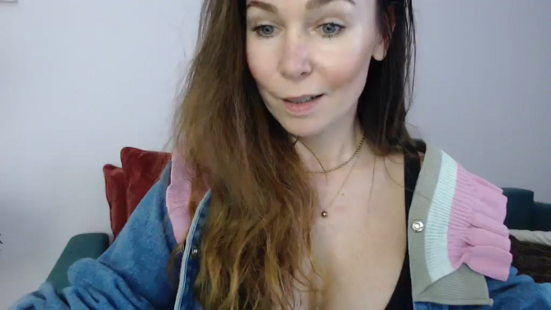 Gallery image thumbnail from Delilah_sweet's myfreecams stream on, 04/14/2025, 18:00 image 7 of 20