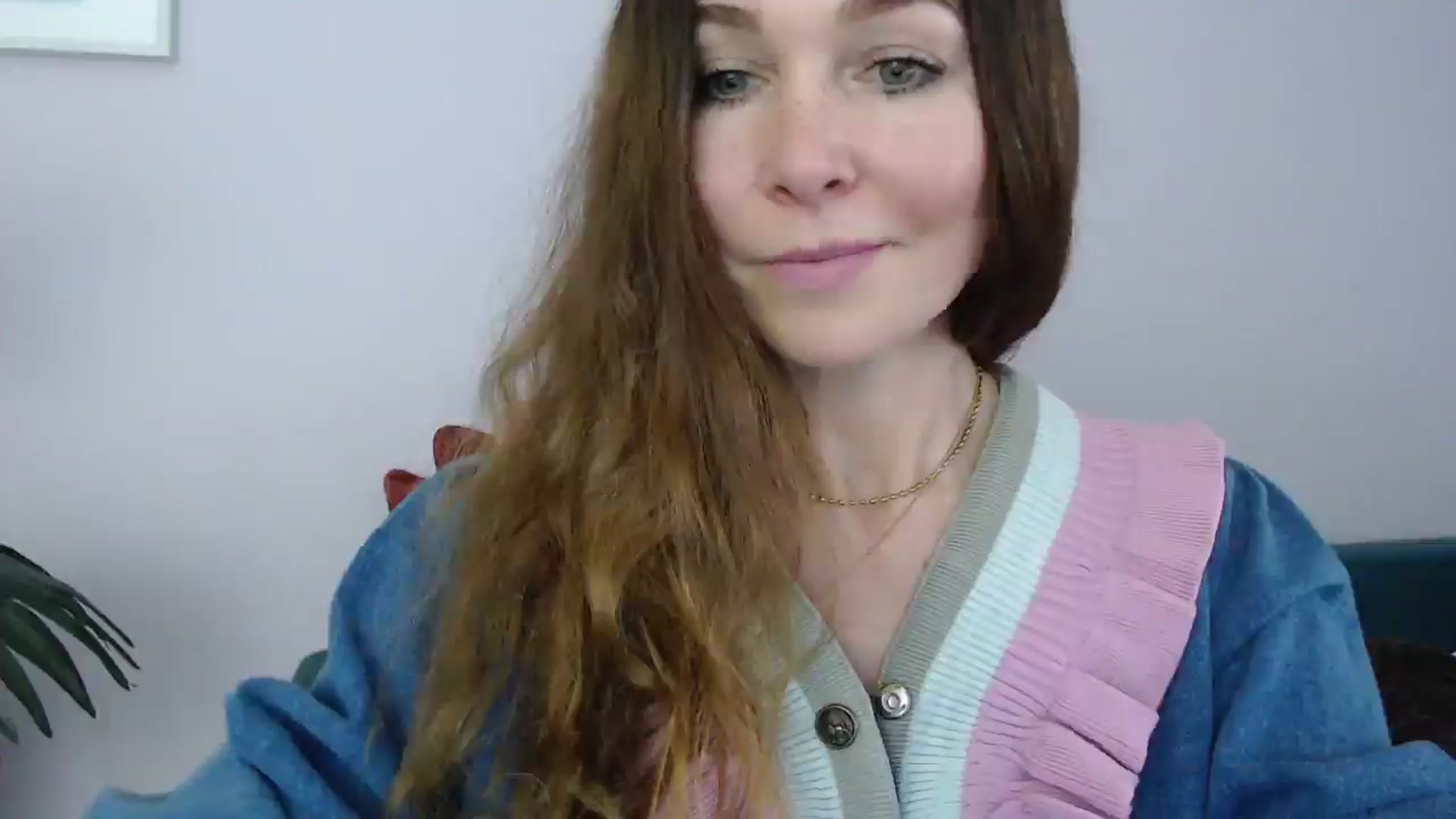 Gallery image thumbnail from Delilah_sweet's myfreecams stream on, 04/15/2025, 16:42 image 8 of 20