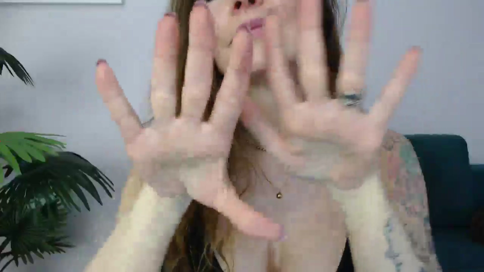Gallery image thumbnail from Delilah_sweet's myfreecams stream on, 04/15/2025, 16:42 image 17 of 20