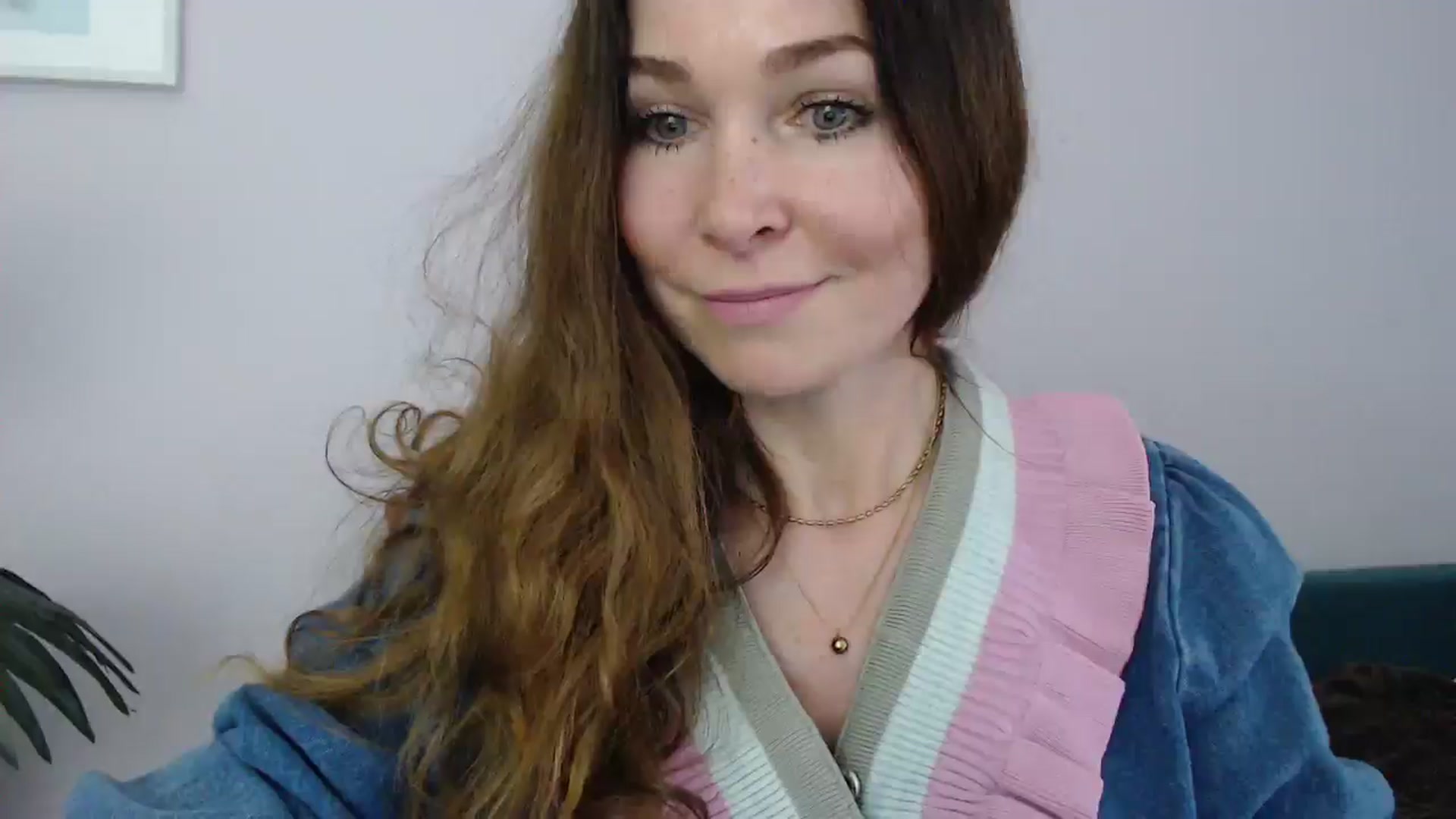 Gallery image thumbnail from Delilah_sweet's myfreecams stream on, 04/15/2025, 16:42 image 3 of 20