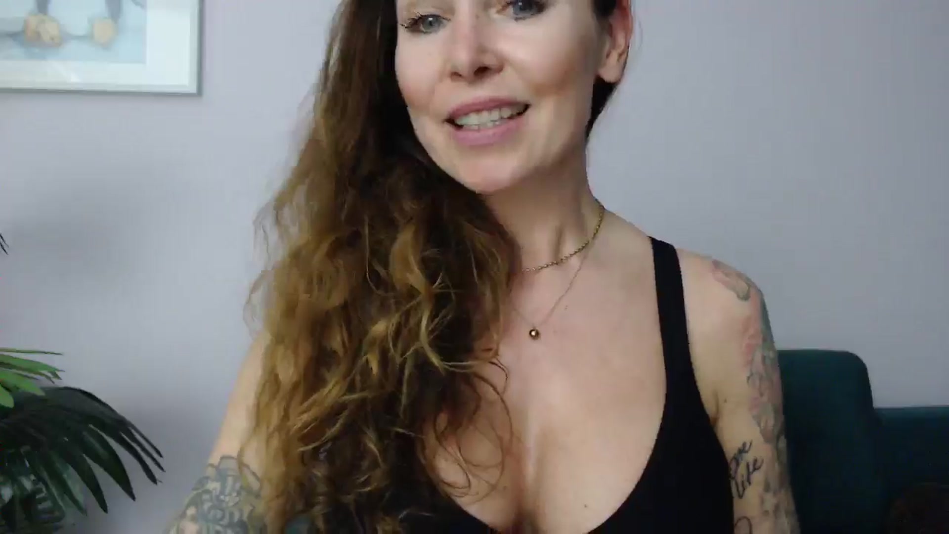 Gallery image thumbnail from Delilah_sweet's myfreecams stream on, 04/15/2025, 18:26 image 20 of 20