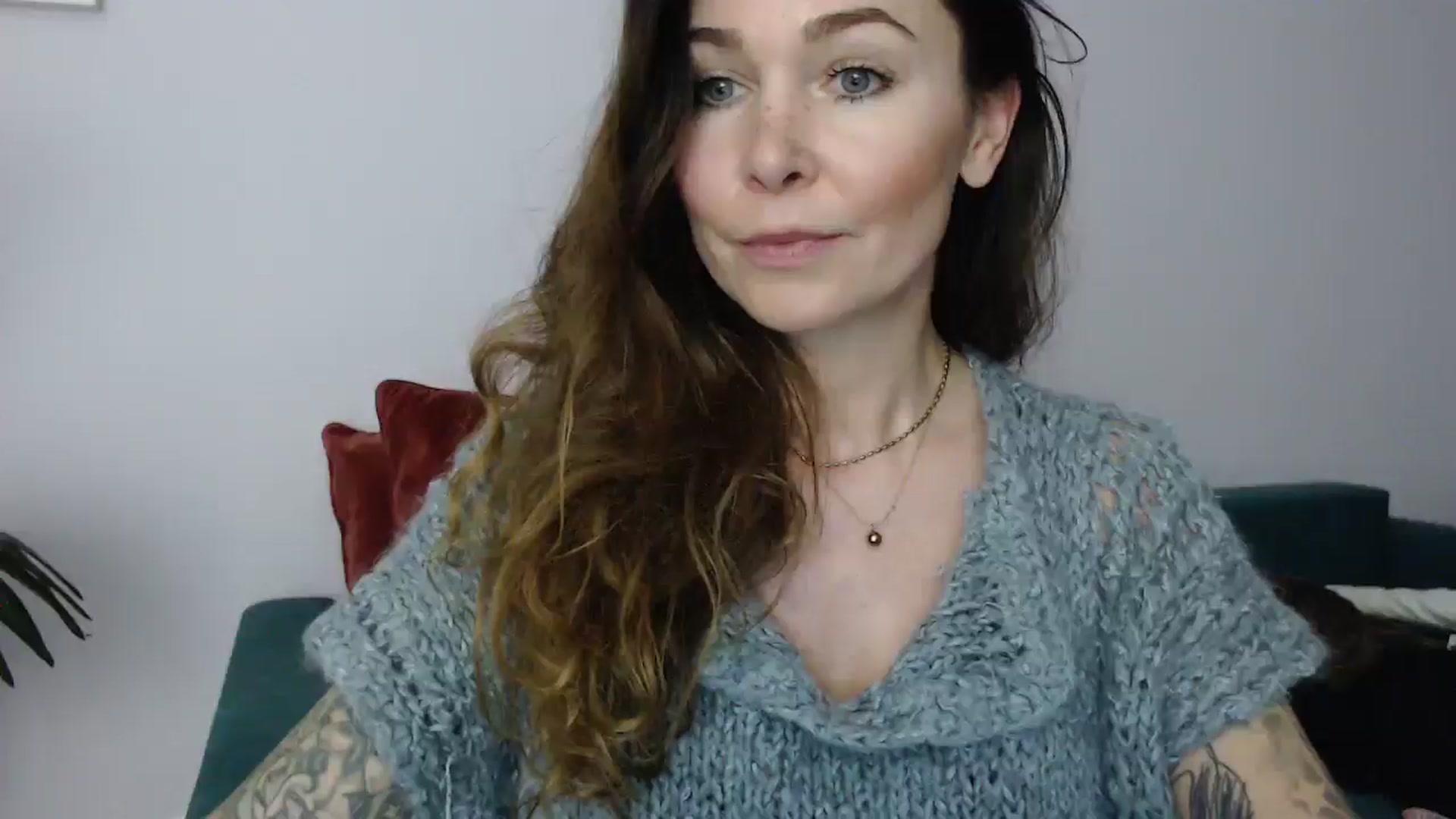 Gallery image thumbnail from Delilah_sweet's myfreecams stream on, 04/16/2025, 16:53 image 17 of 20