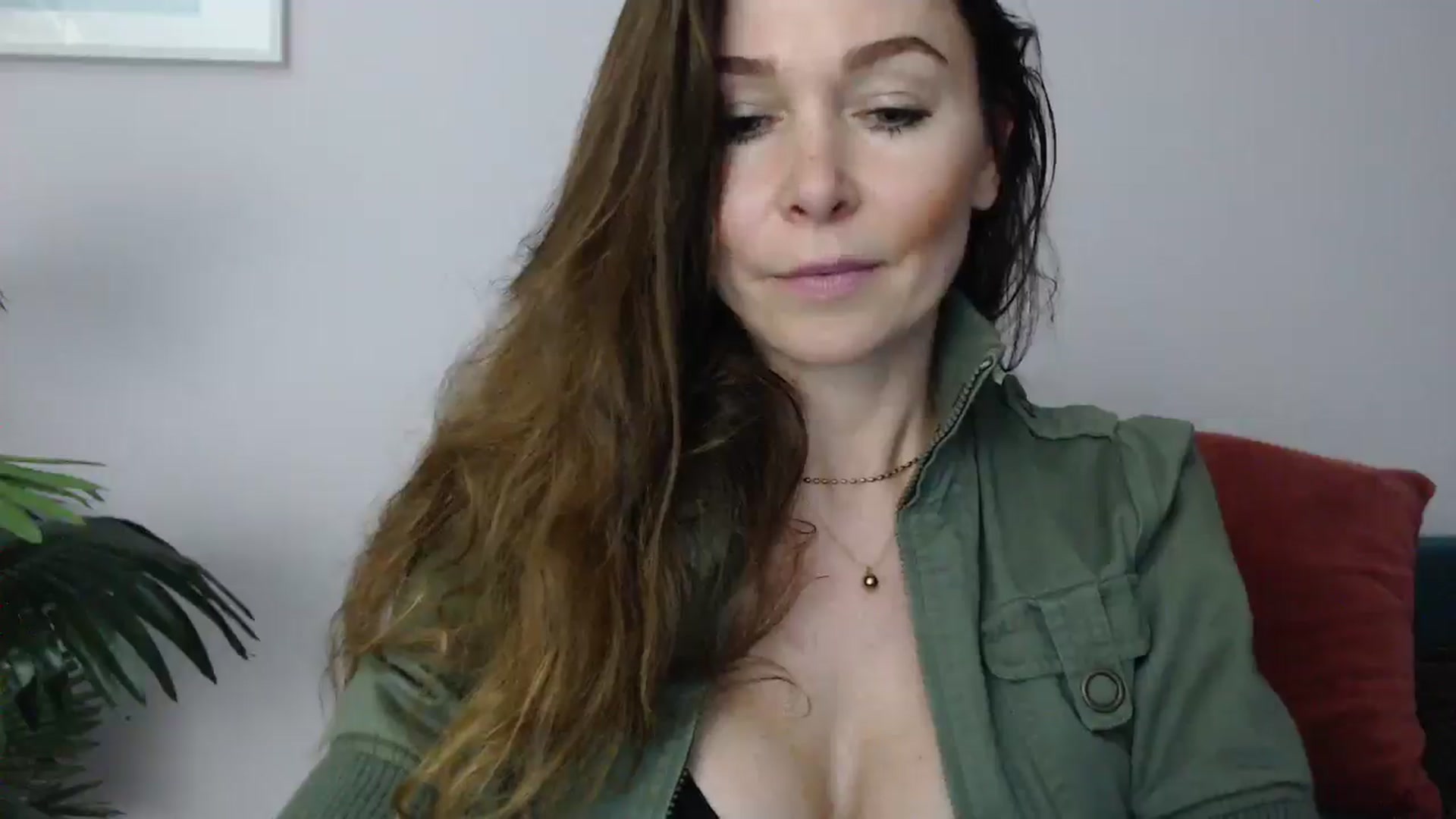 Gallery image thumbnail from Delilah_sweet's myfreecams stream on, 04/23/2025, 16:11 image 17 of 20