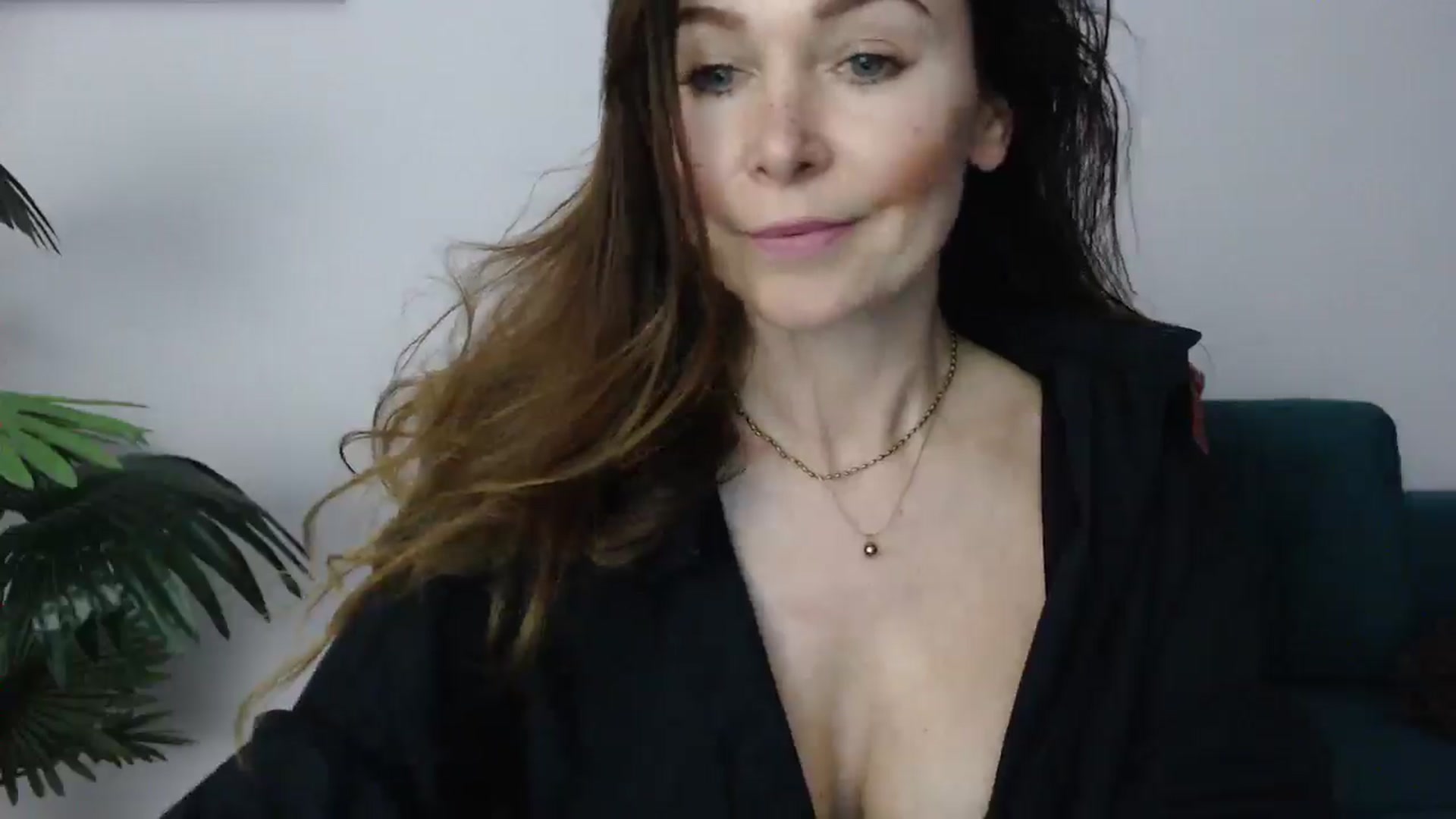 Gallery image thumbnail from Delilah_sweet's myfreecams stream on, 04/28/2025, 17:23 image 9 of 20