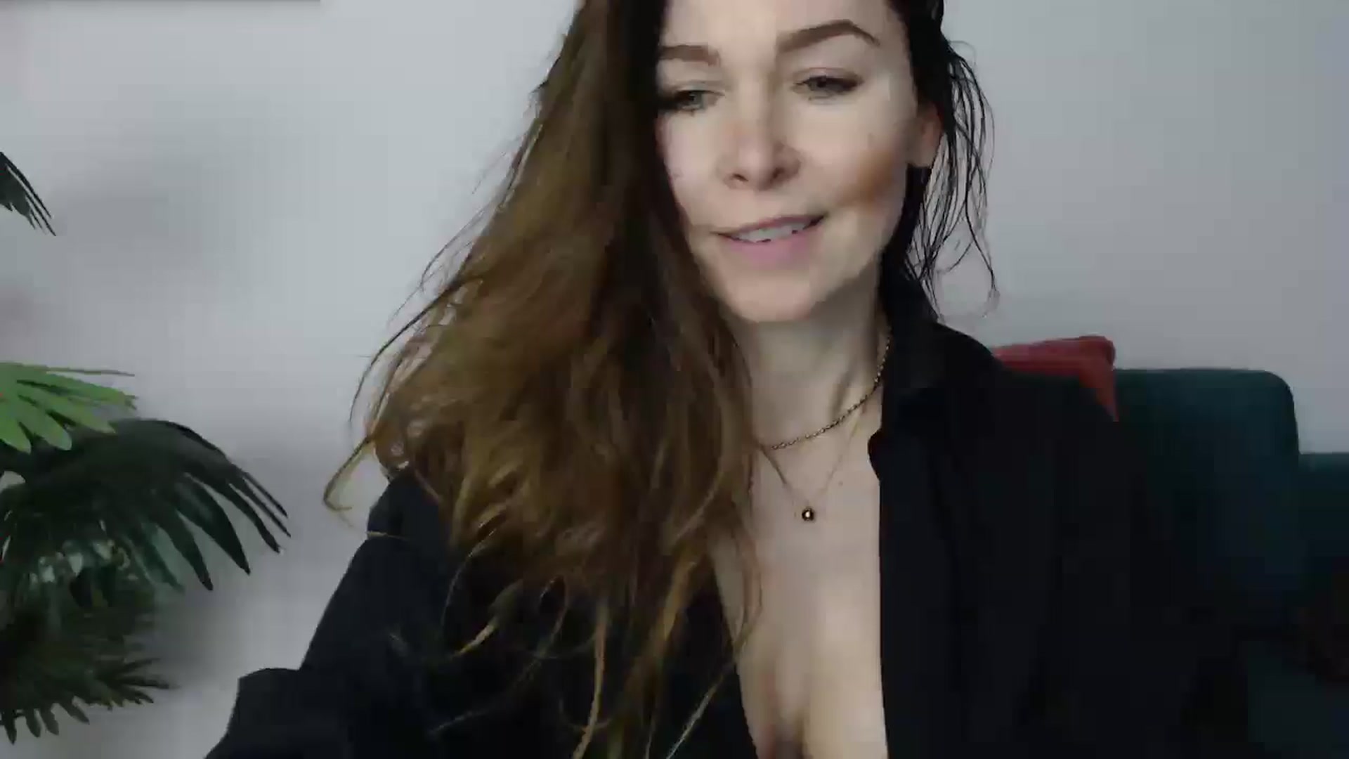 Gallery image thumbnail from Delilah_sweet's myfreecams stream on, 04/28/2025, 17:23 image 3 of 20