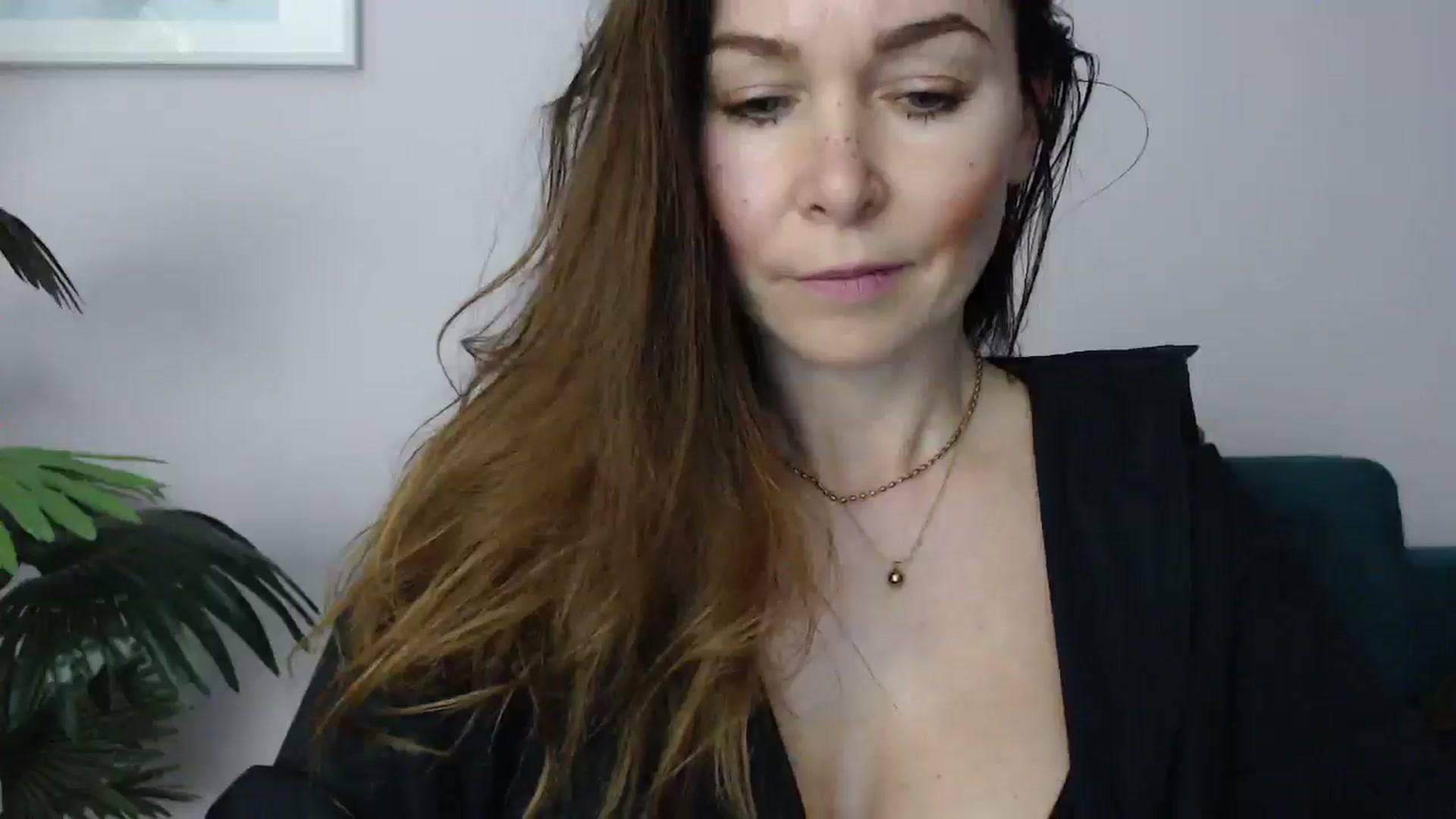 Gallery image thumbnail from Delilah_sweet's myfreecams stream on, 04/28/2025, 17:23 image 14 of 20