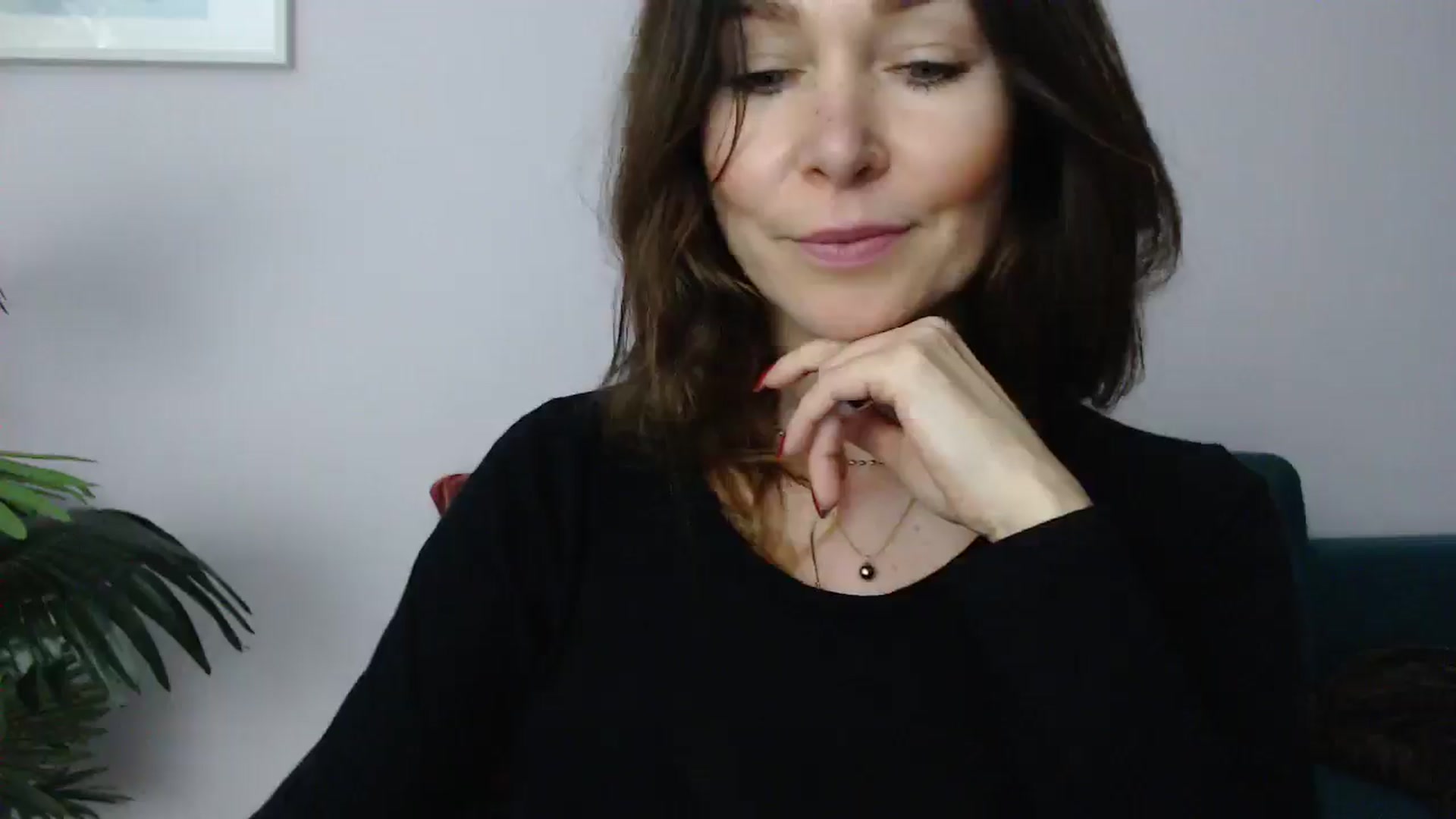 Gallery image thumbnail from Delilah_sweet's myfreecams stream on, 04/29/2025, 18:06 image 3 of 20