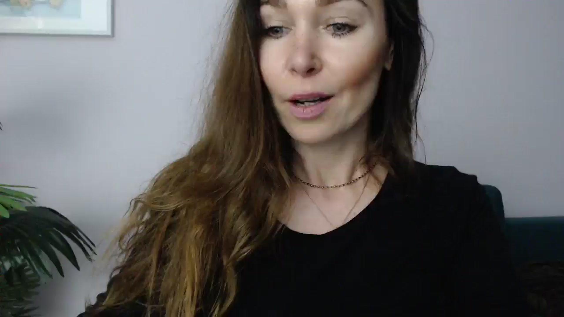 Gallery image thumbnail from Delilah_sweet's myfreecams stream on, 04/29/2025, 18:06 image 16 of 20