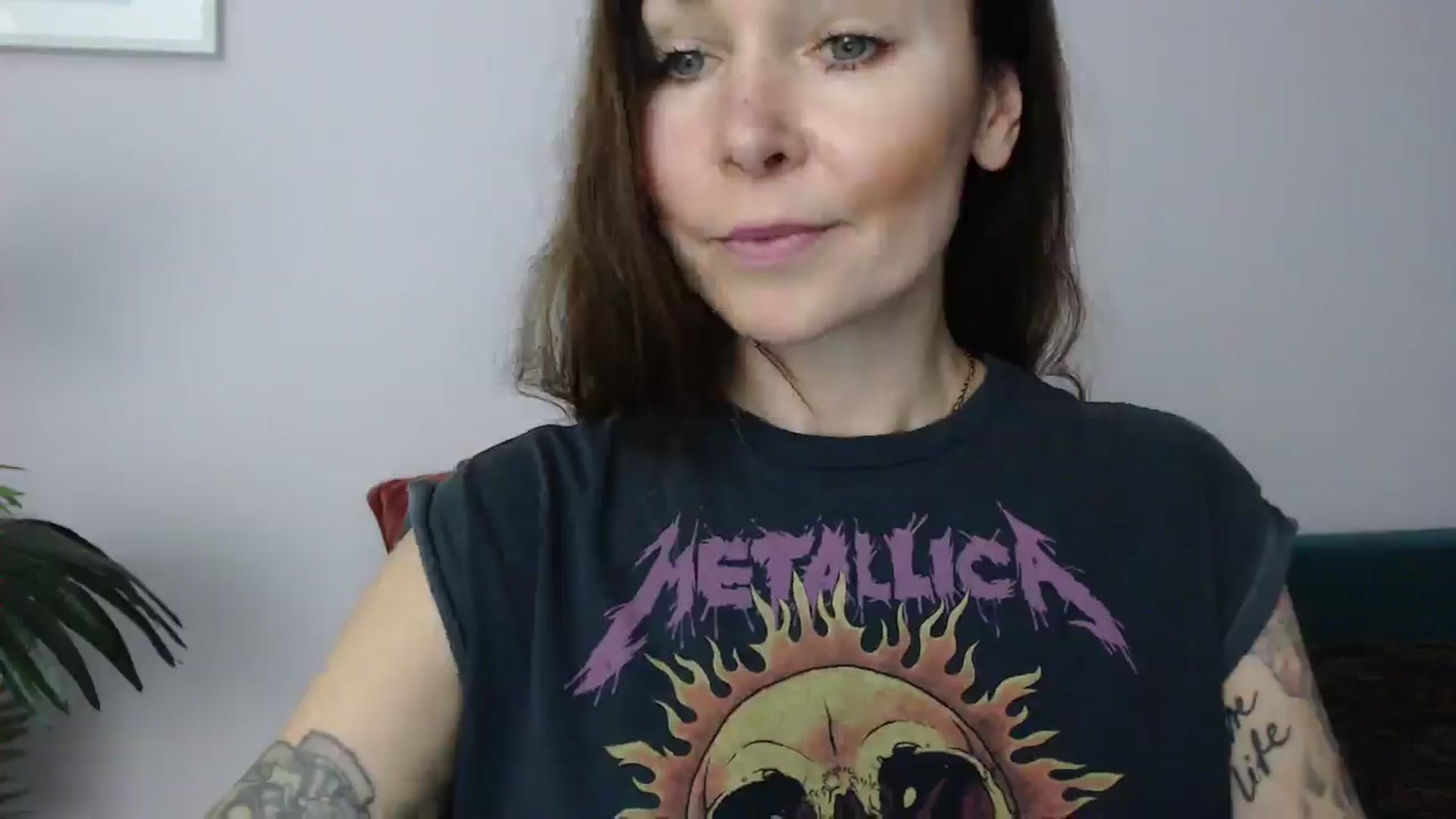 Gallery image thumbnail from Delilah_sweet's myfreecams stream on, 04/30/2025, 17:29 image 18 of 20