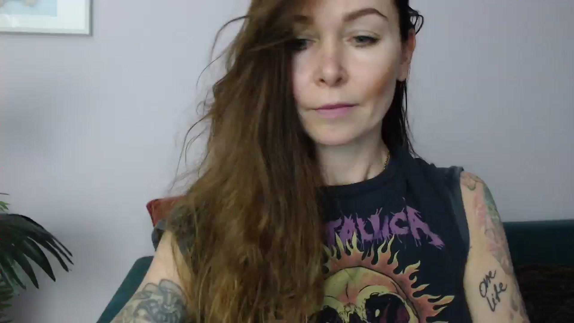 Gallery image thumbnail from Delilah_sweet's myfreecams stream on, 04/30/2025, 17:29 image 1 of 20