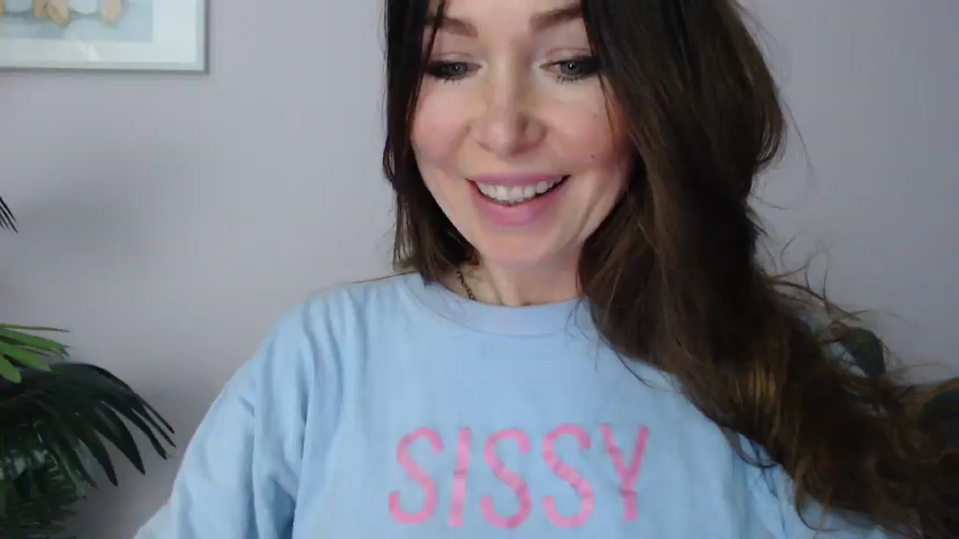 Gallery image thumbnail from Delilah_sweet's myfreecams stream on, 05/05/2025, 18:13 image 12 of 20