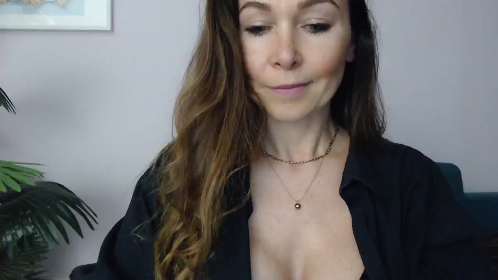Gallery image thumbnail from Delilah_sweet's myfreecams stream on, 05/06/2025, 16:23 image 5 of 20