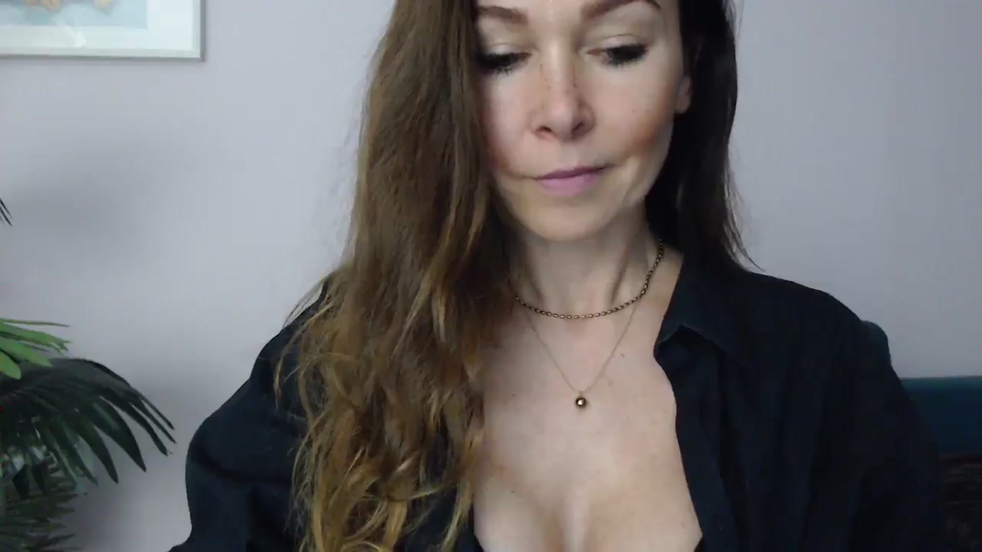 Gallery image thumbnail from Delilah_sweet's myfreecams stream on, 05/06/2025, 16:23 image 10 of 20